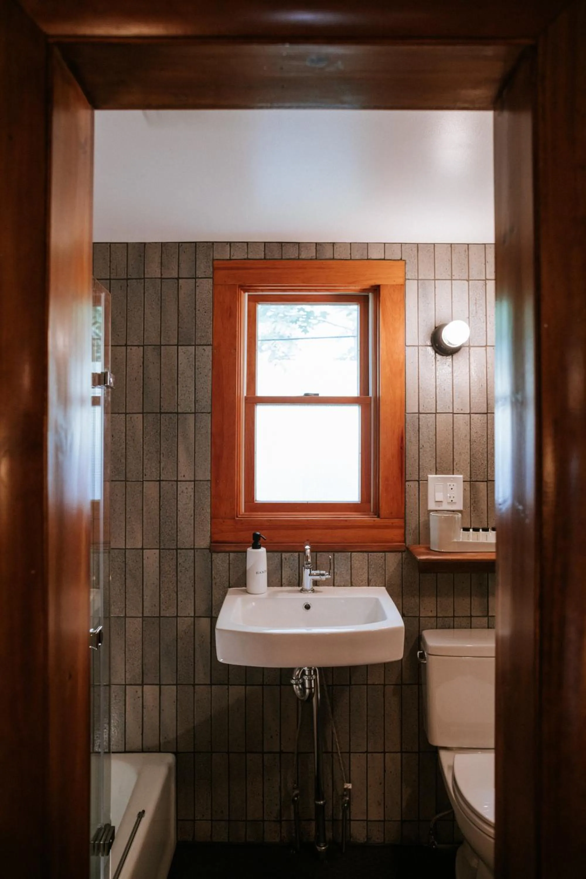 Bathroom in The Leeway