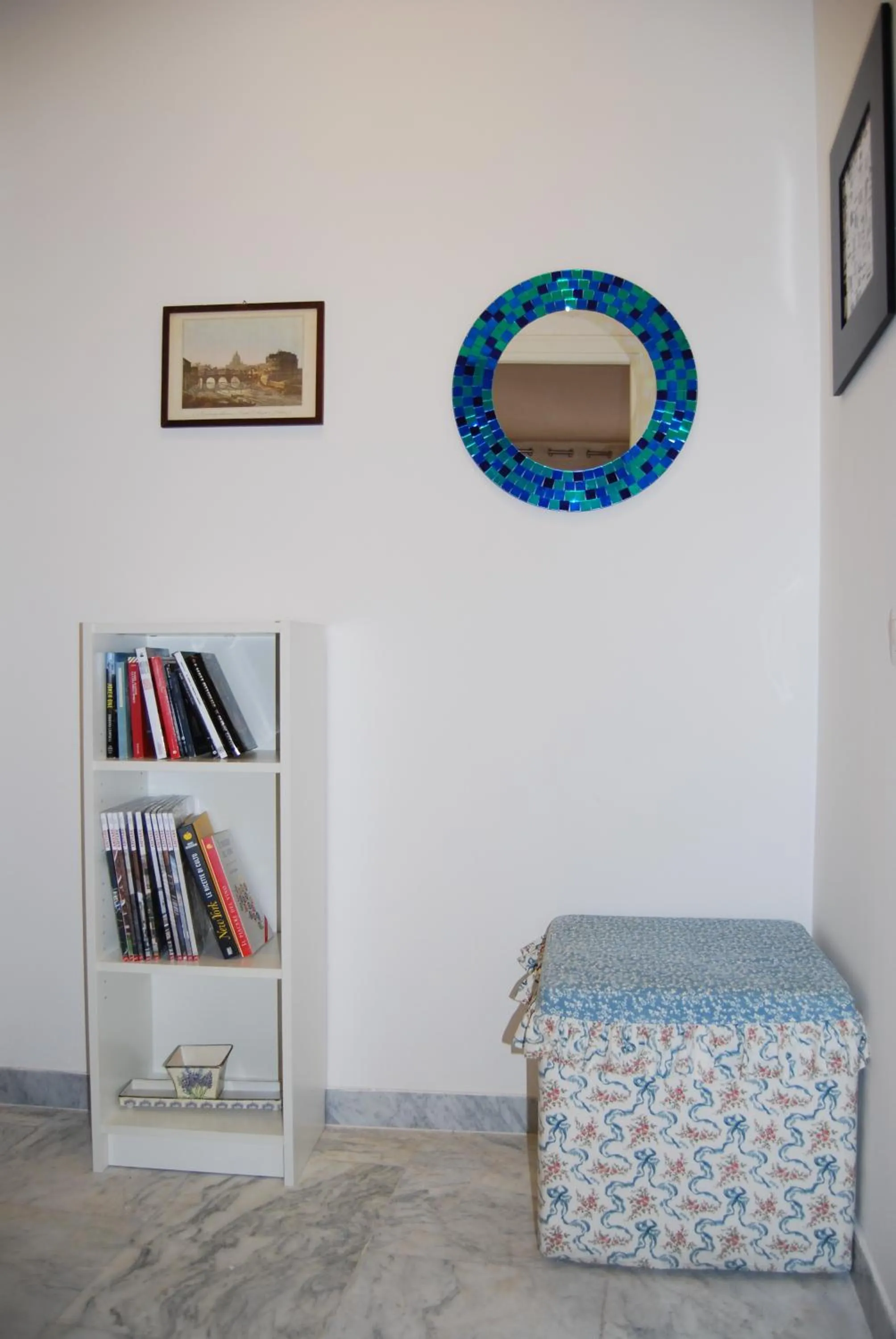 Decorative detail in Residenza Flaminia