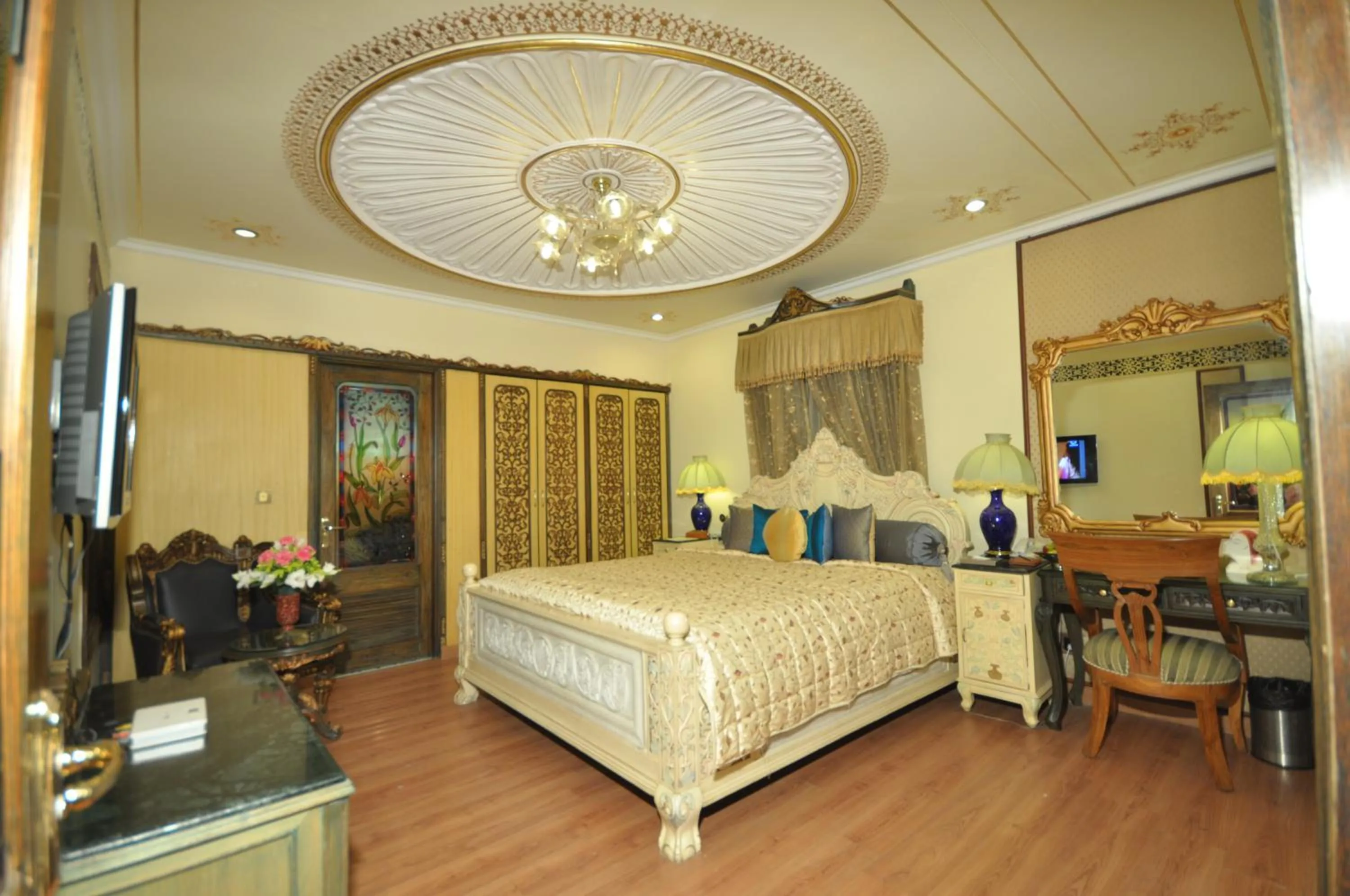 Photo of the whole room in Shiv Vilas Resort