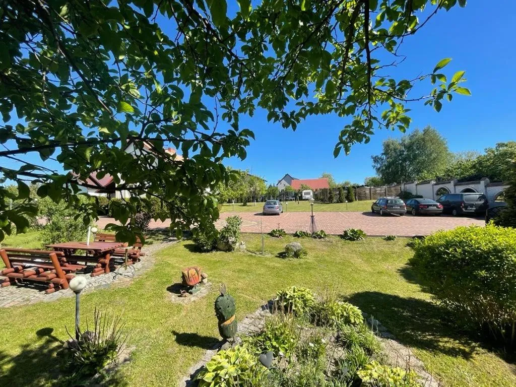 Villa Regina - Spokojna okolica - 100 metrów od lasu - blisko szpitala