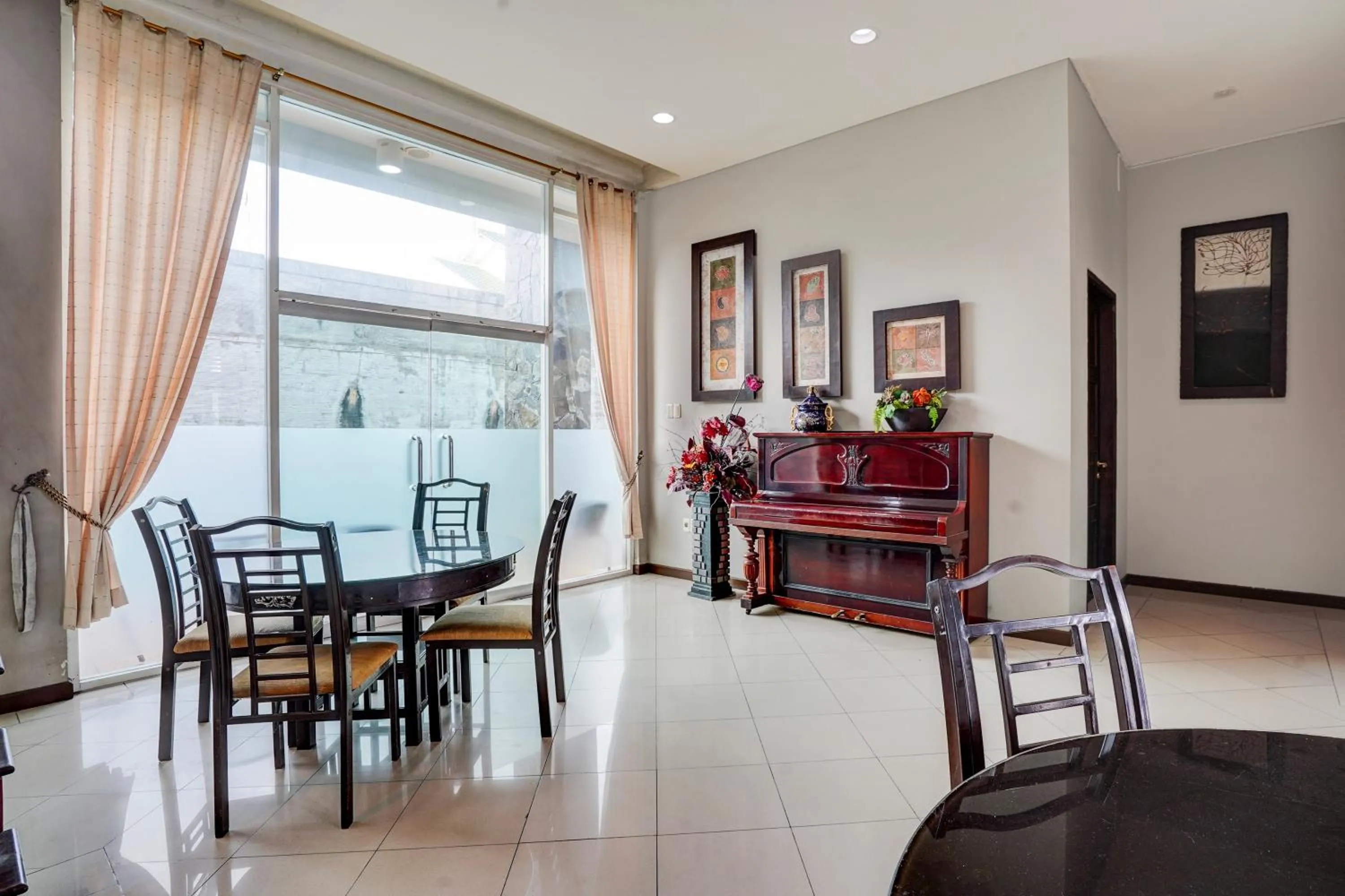 Area and facilities in Collection O Padang near Mesjid Raya Syekh Ahmad Al-Minangkabawi formerly Hotel Surya Palace