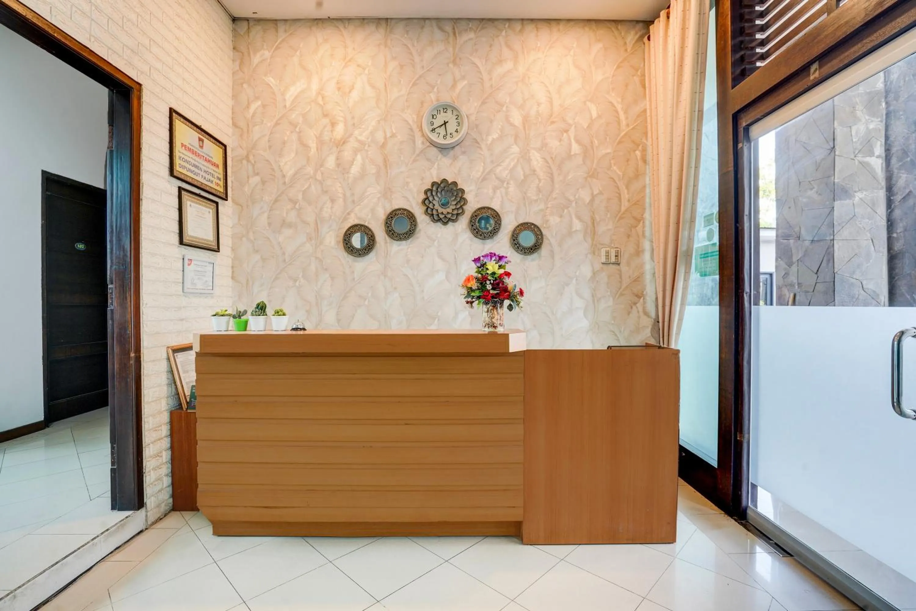 Lobby or reception in Collection O Padang near Mesjid Raya Syekh Ahmad Al-Minangkabawi formerly Hotel Surya Palace