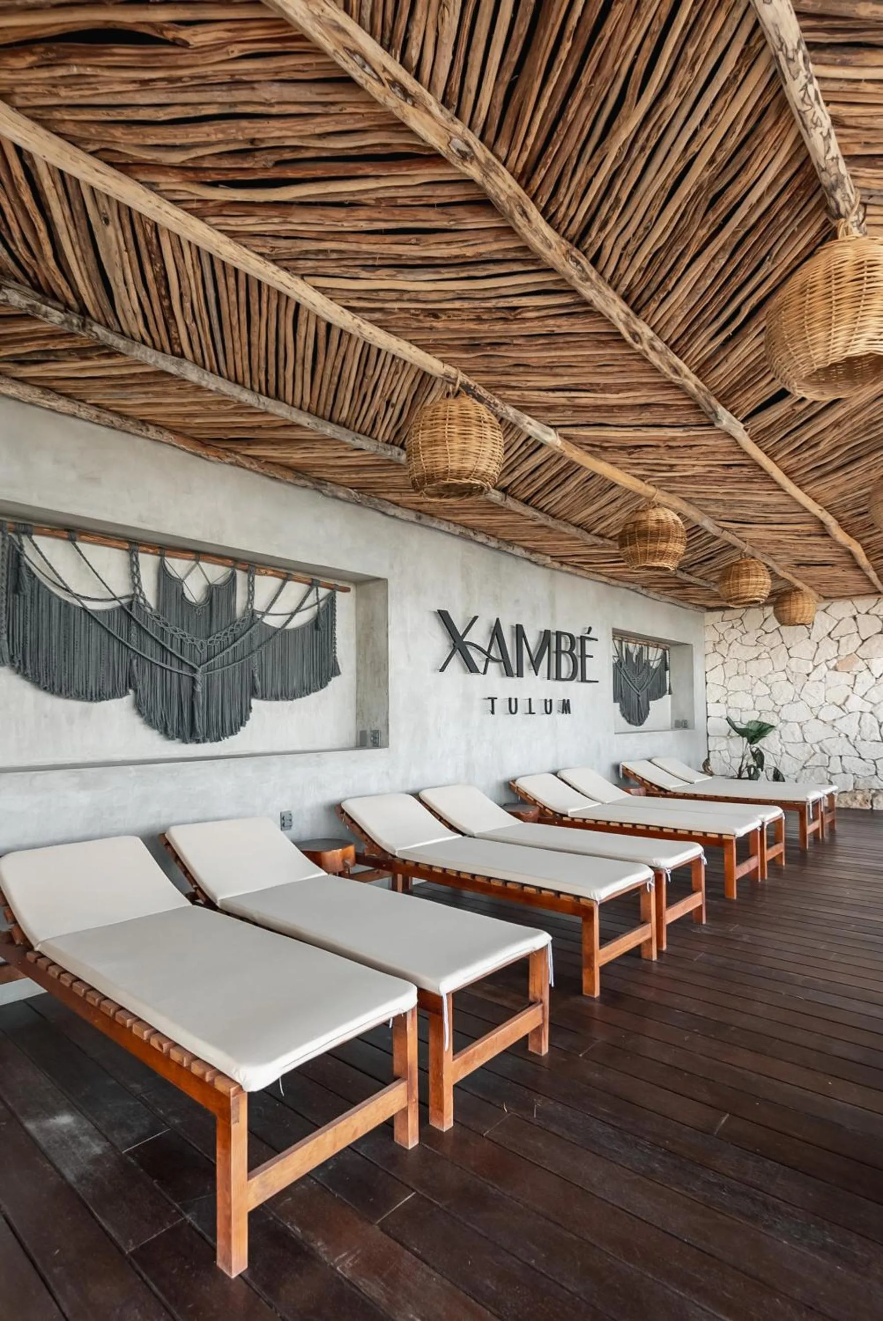 Swimming pool in Xambé