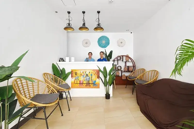 Property building in Boracay Sea View Hotel Property building in Boracay Sea View Hotel