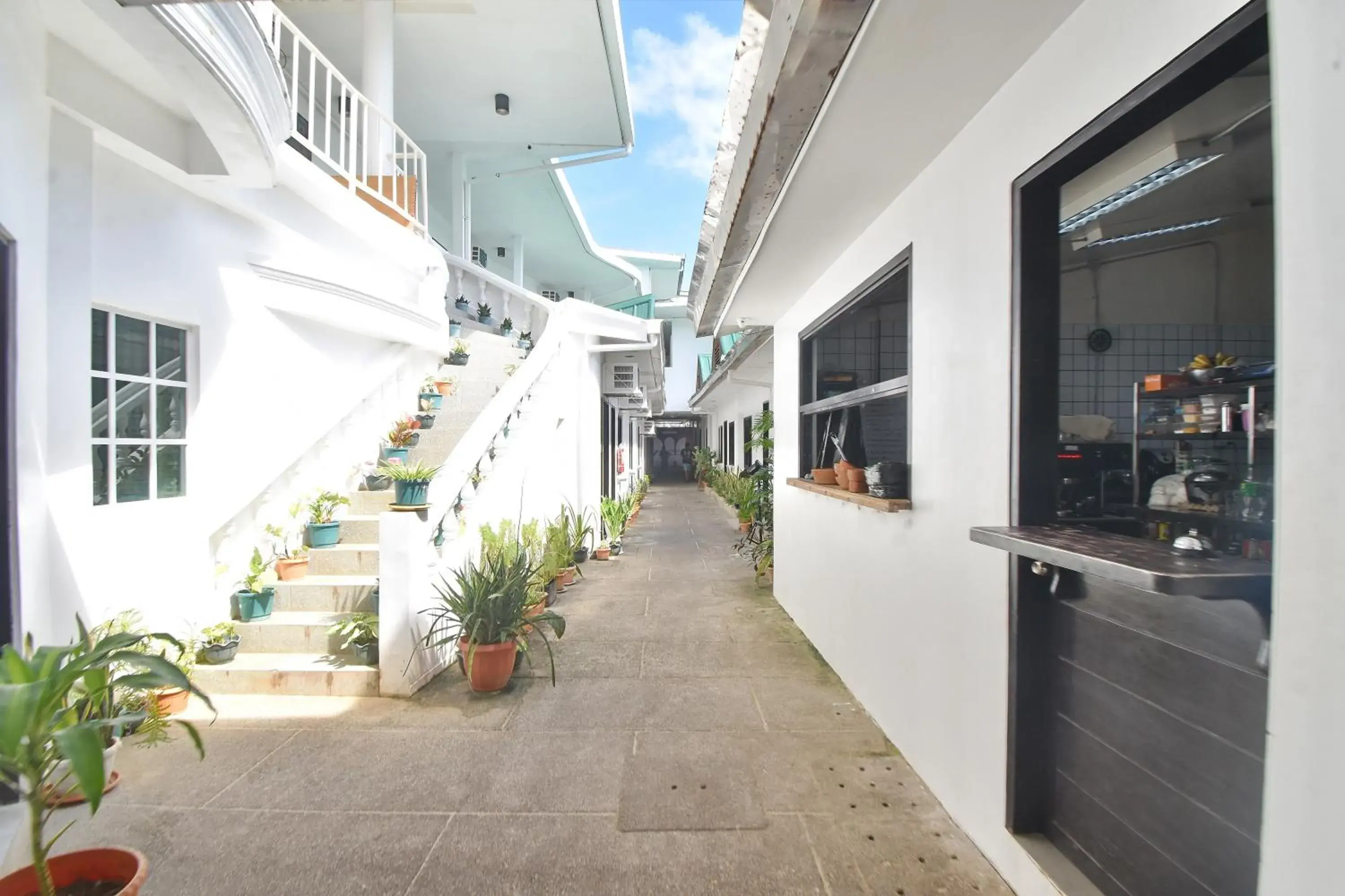 Property building in Boracay Sea View Hotel Property building in Boracay Sea View Hotel