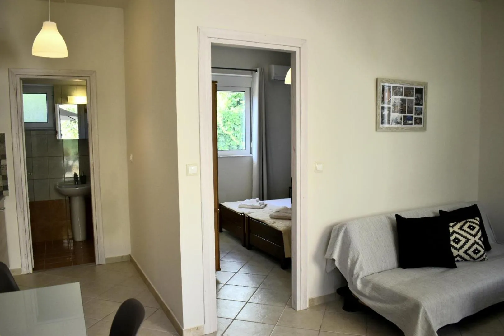 Bed in Pasithea apts
