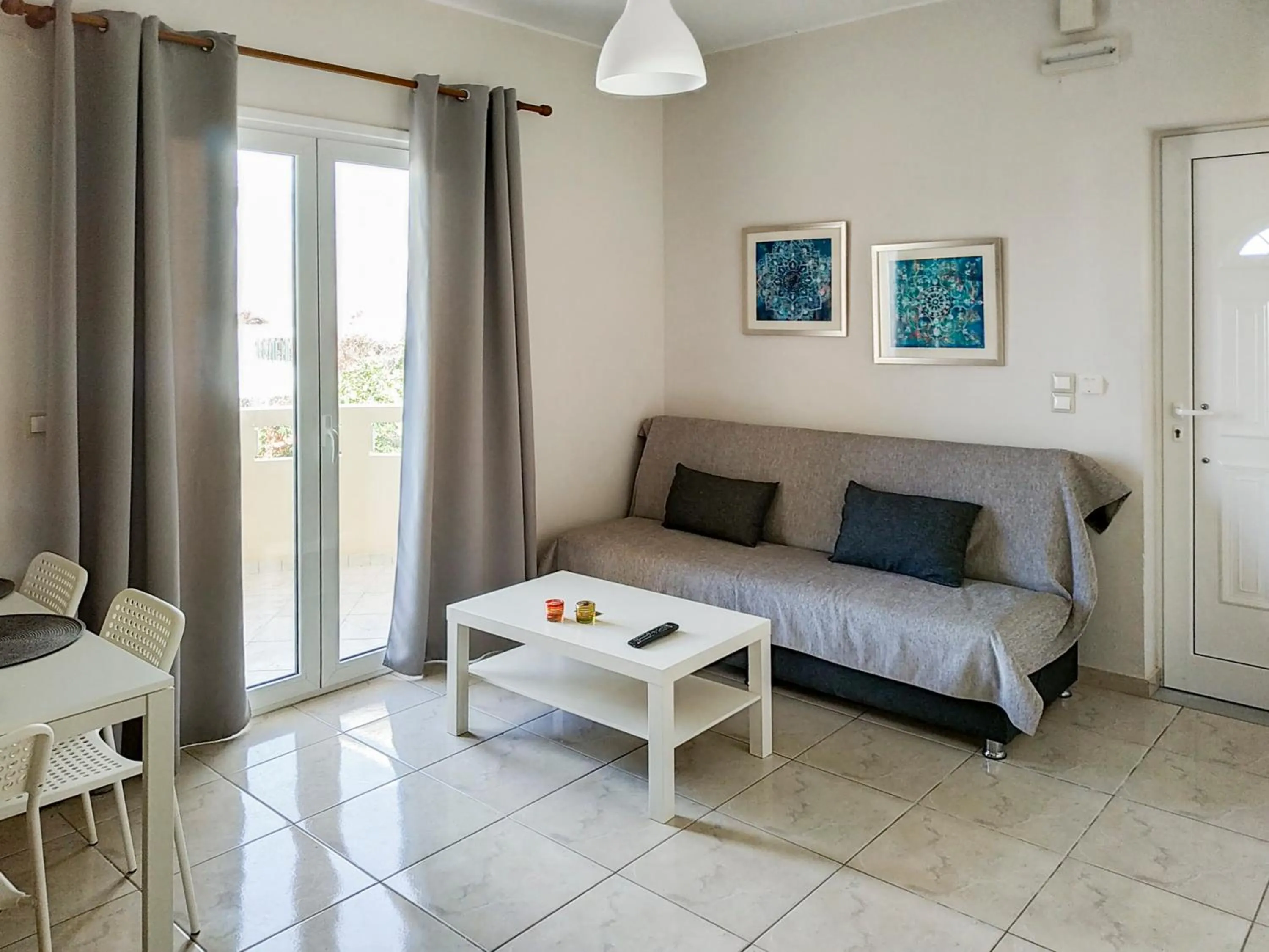 Bed in Pasithea apts