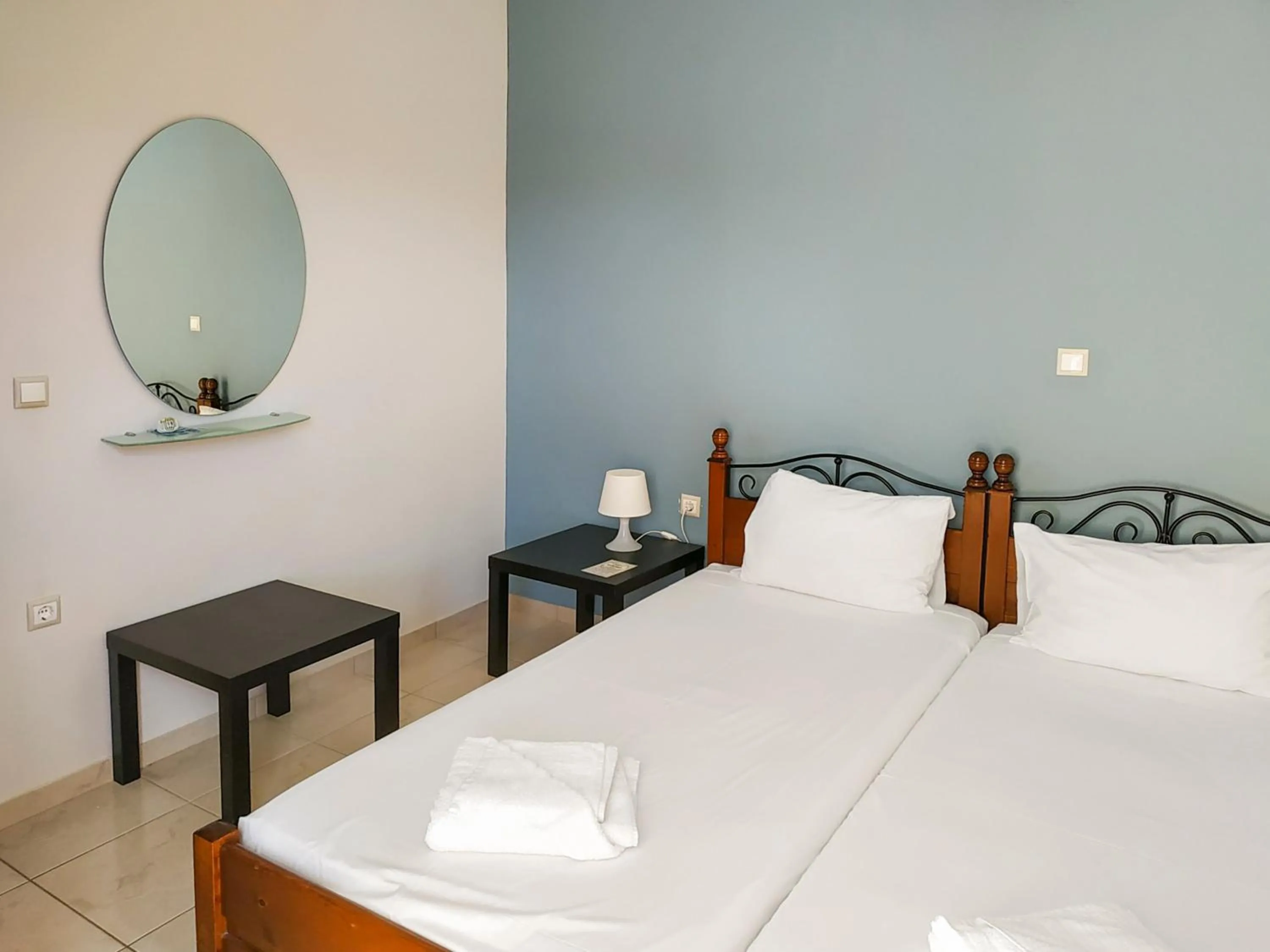 Bed in Pasithea apts