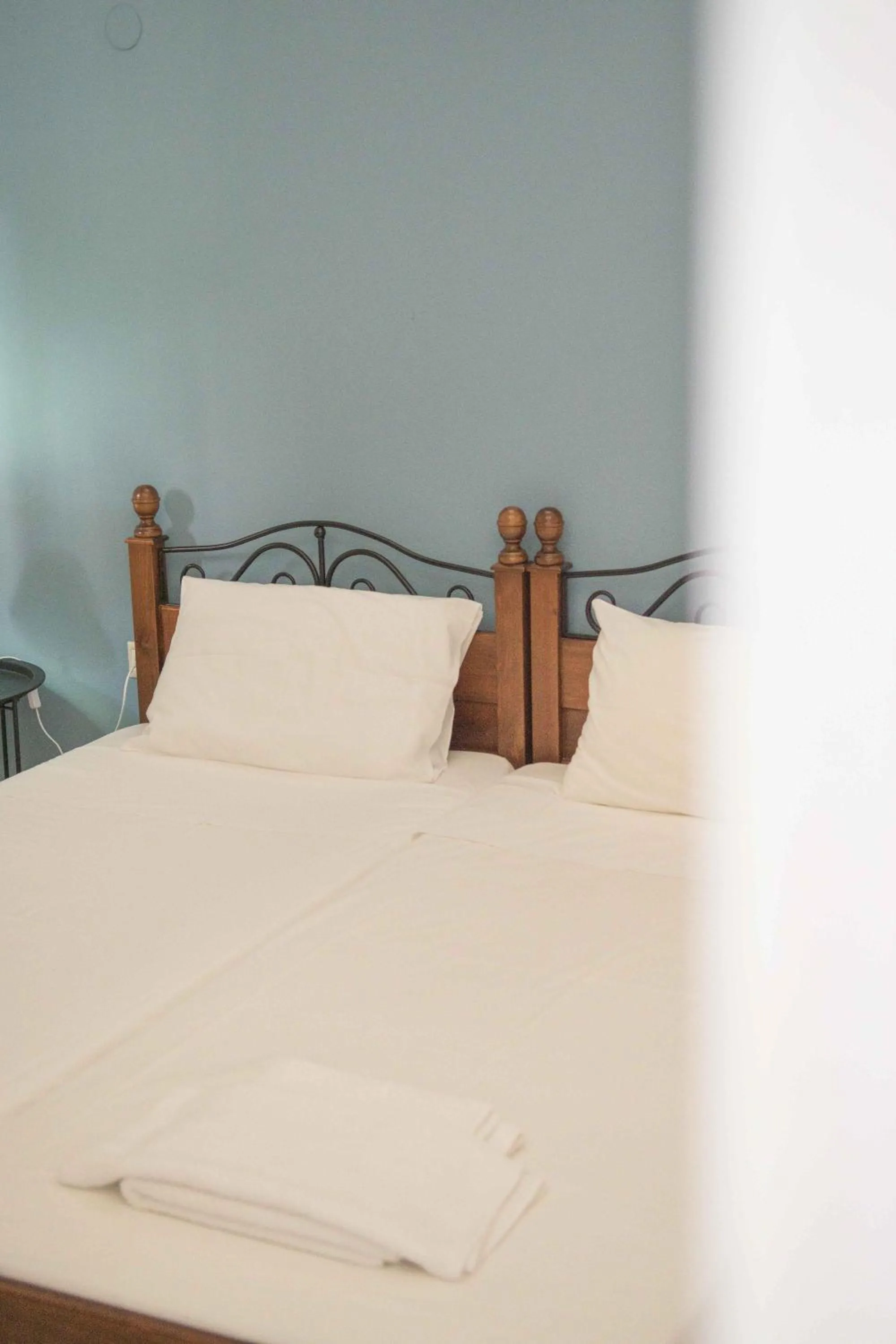 Bed in Pasithea apts