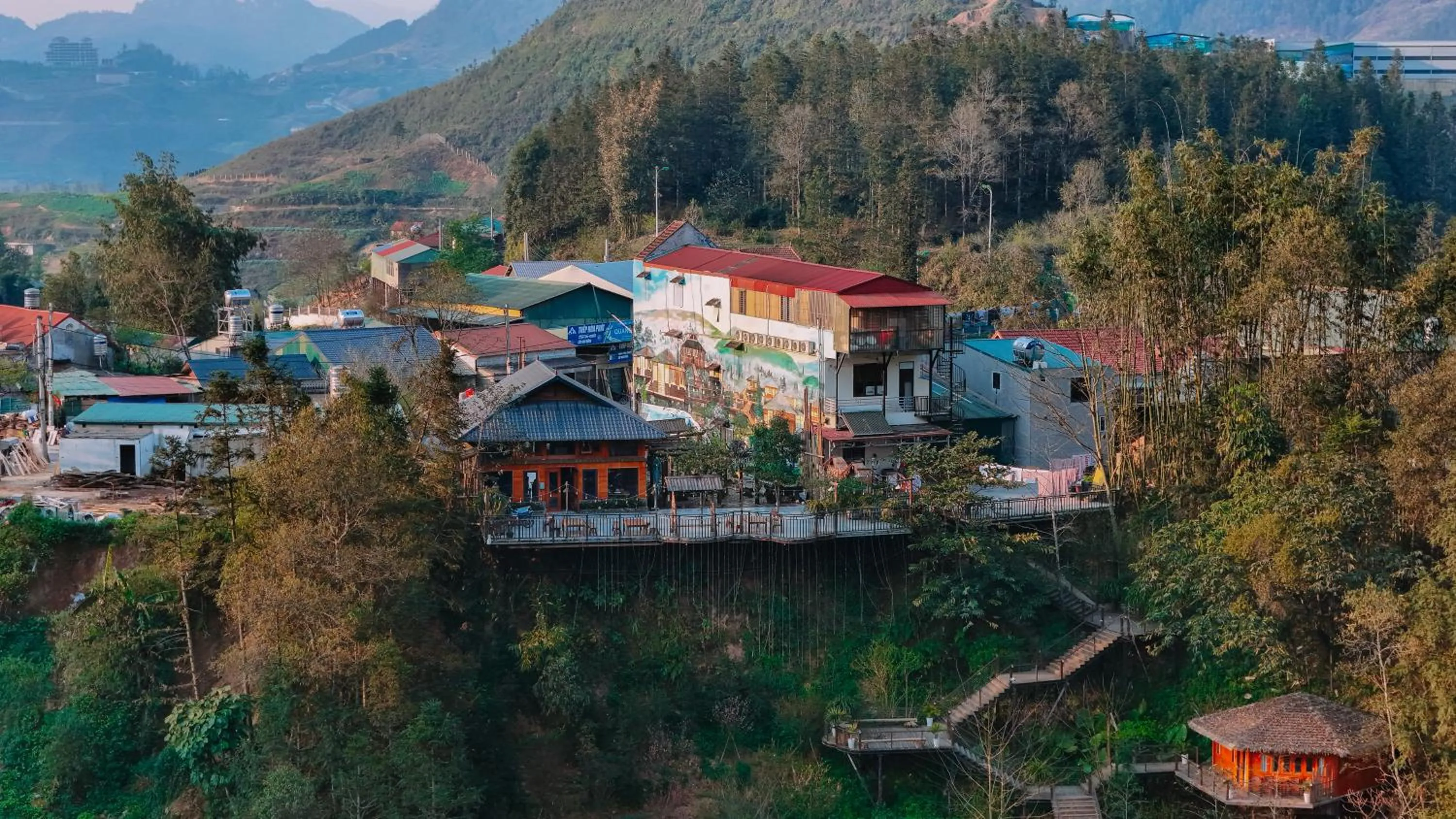 Sinai Bungalow & Hotel SaPa