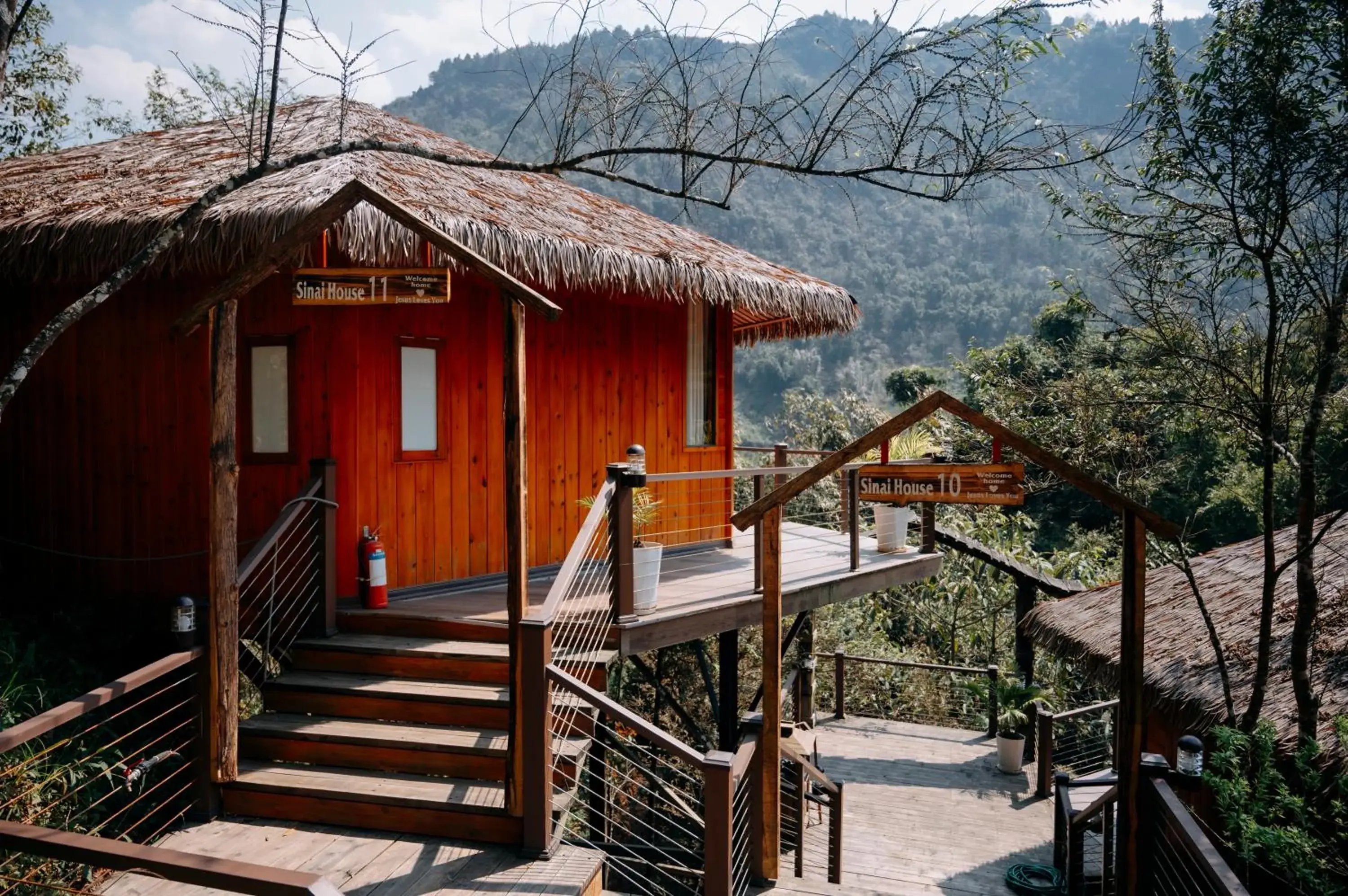 Property building in Sinai Bungalow & Hotel SaPa Property building in Sinai Bungalow & Hotel SaPa