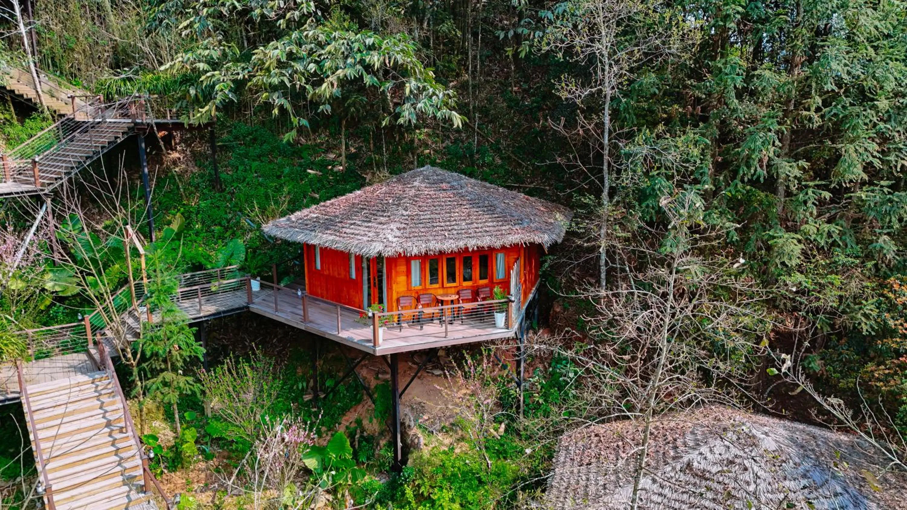 Sinai Bungalow & Hotel SaPa