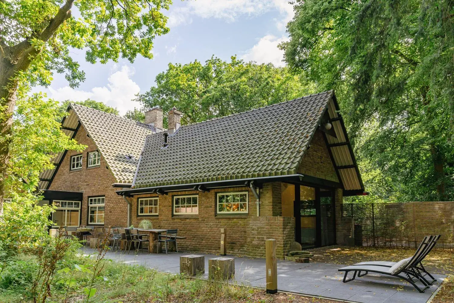 Property building in blooming Property building in blooming