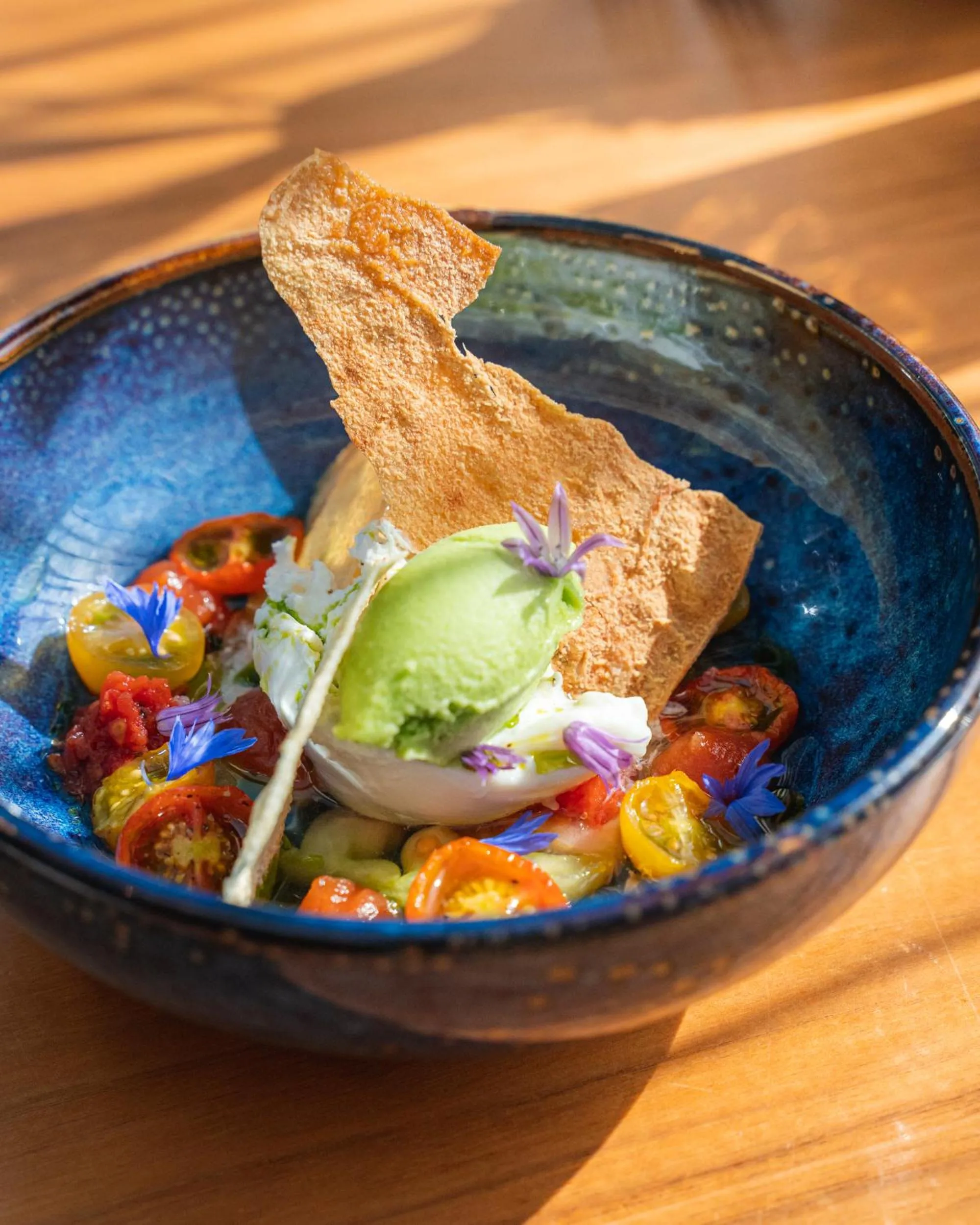 Restaurant/places to eat in blooming