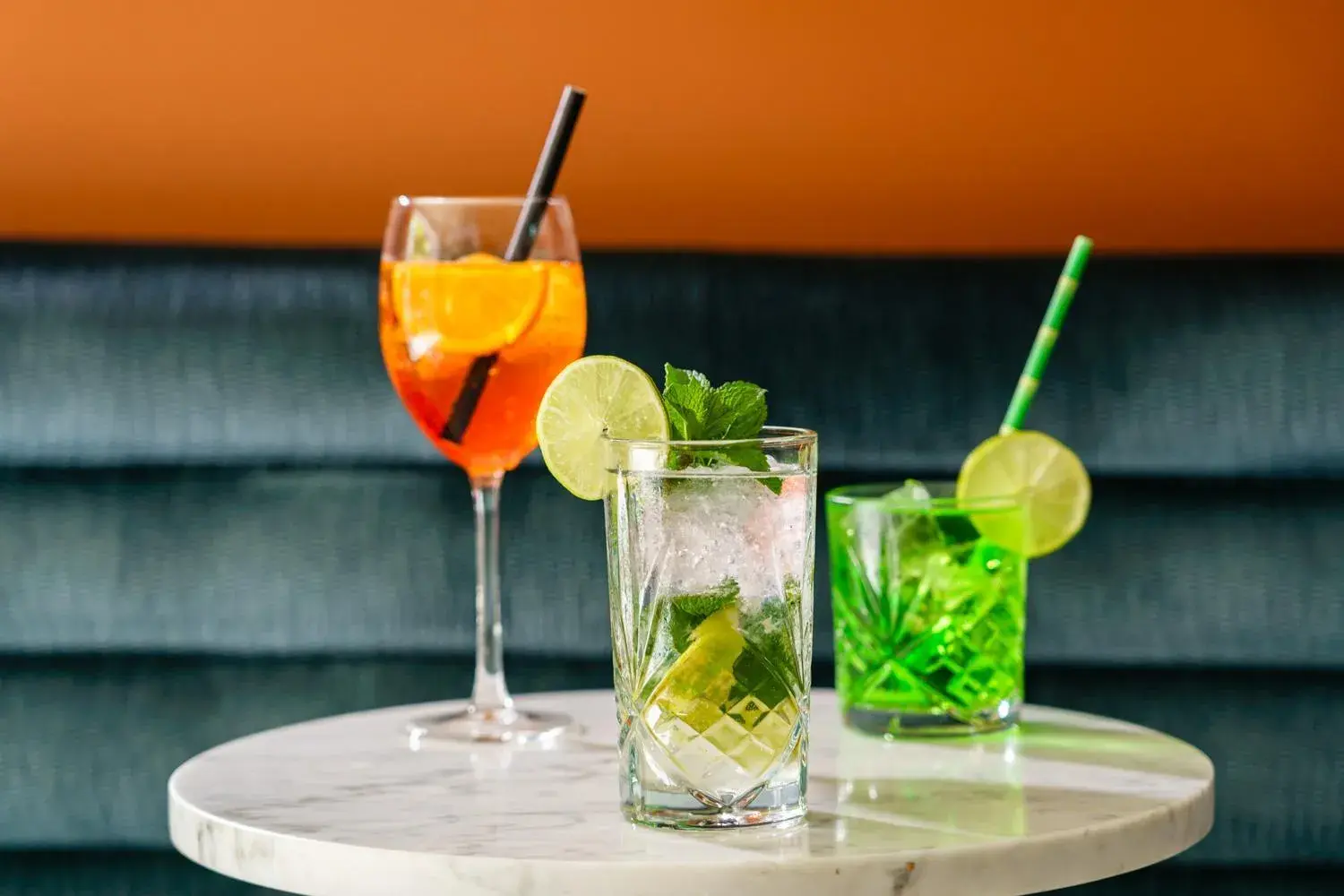 Lounge or bar in blooming Lounge or bar in blooming