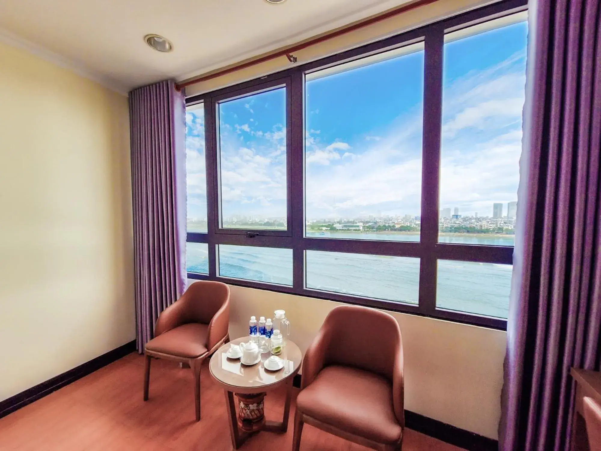 Deluxe Double or Twin Room with River View in T.26 Hotel Deluxe Double or Twin Room with River View in T.26 Hotel