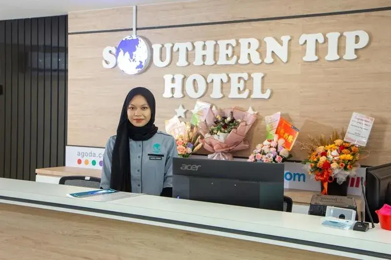 Lobby or reception in Southern Tip Hotel - City & 100m walk to McDonald's & FREE DOBI Lobby or reception in Southern Tip Hotel - City & 100m walk to McDonald's & FREE DOBI