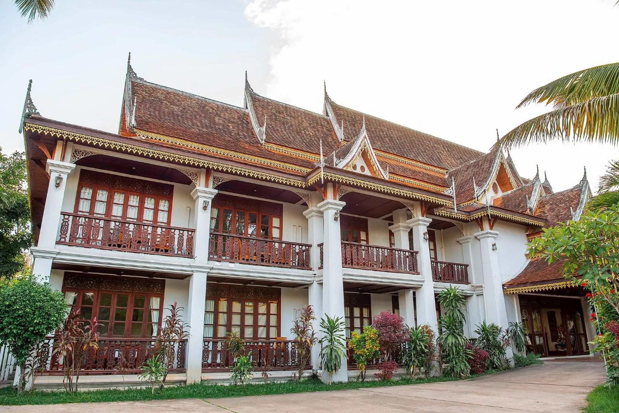 Property building in Meuangluang Hotel