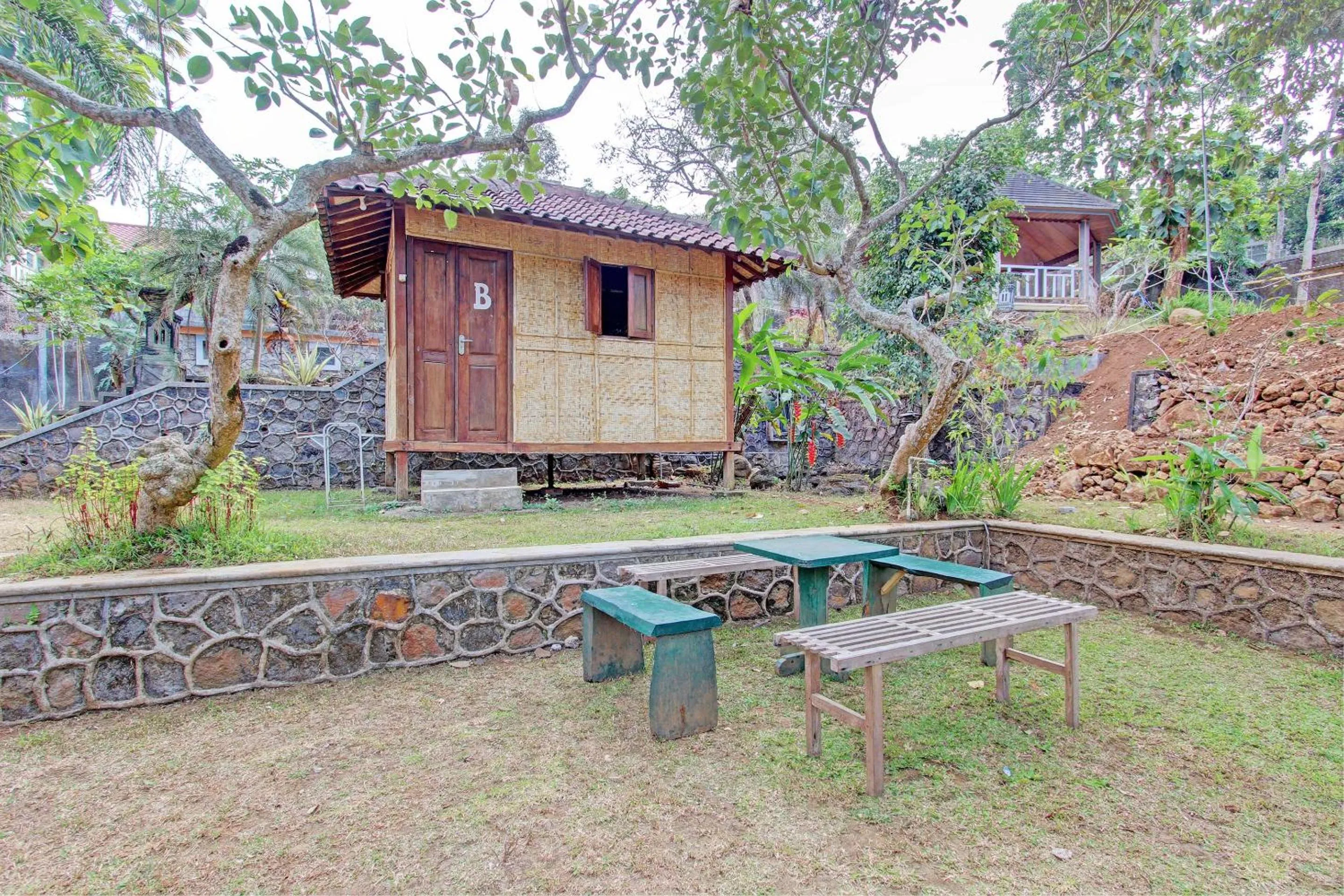 Lobby or reception in Hotel O Mtc Bunk Bed