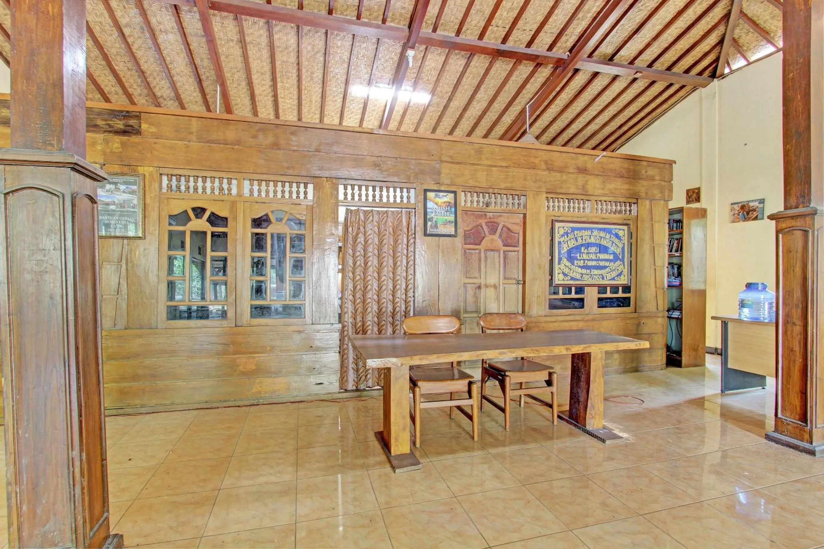 Lobby or reception in Hotel O Mtc Bunk Bed