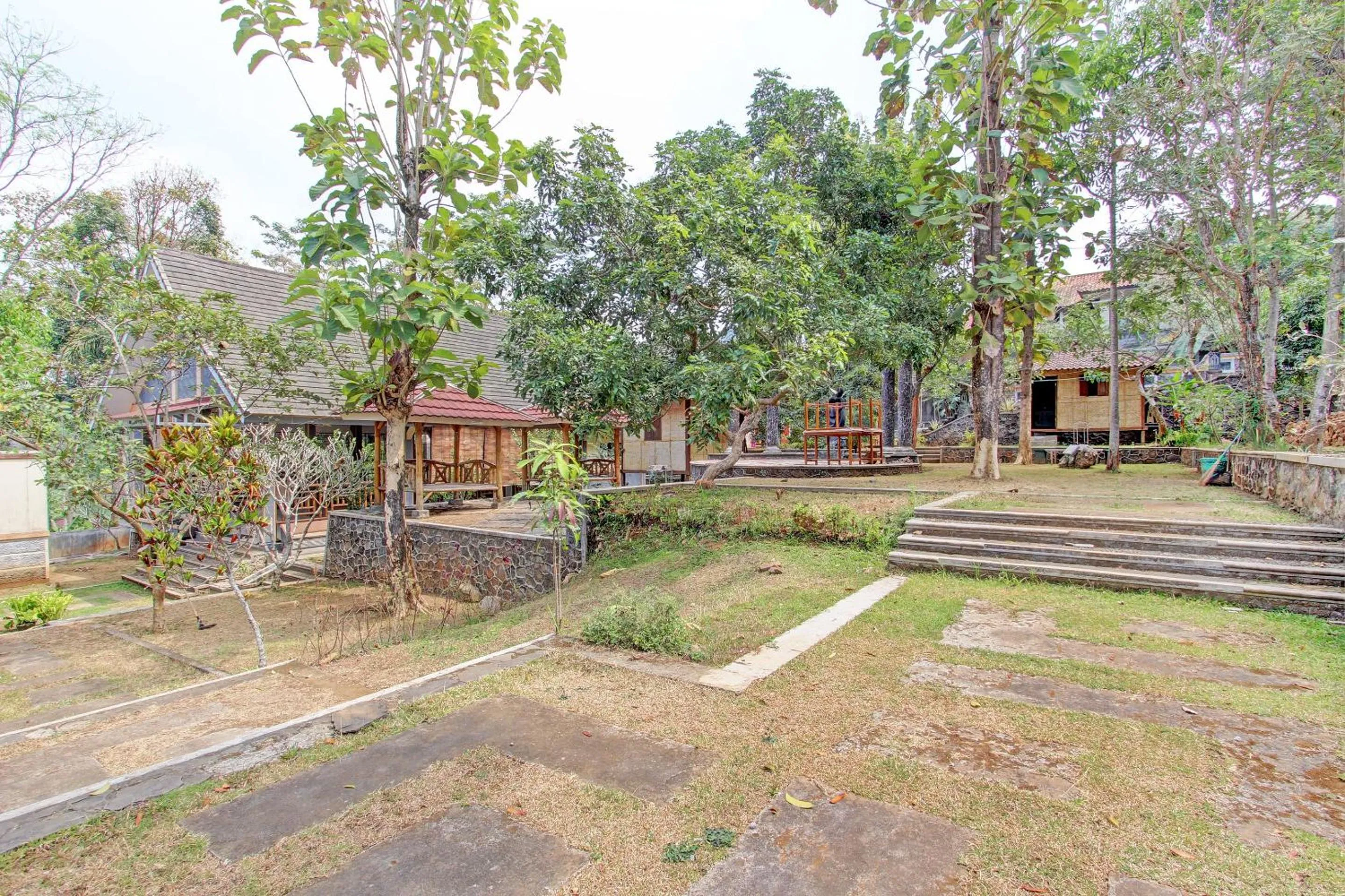 Lobby or reception in Hotel O Mtc Bunk Bed