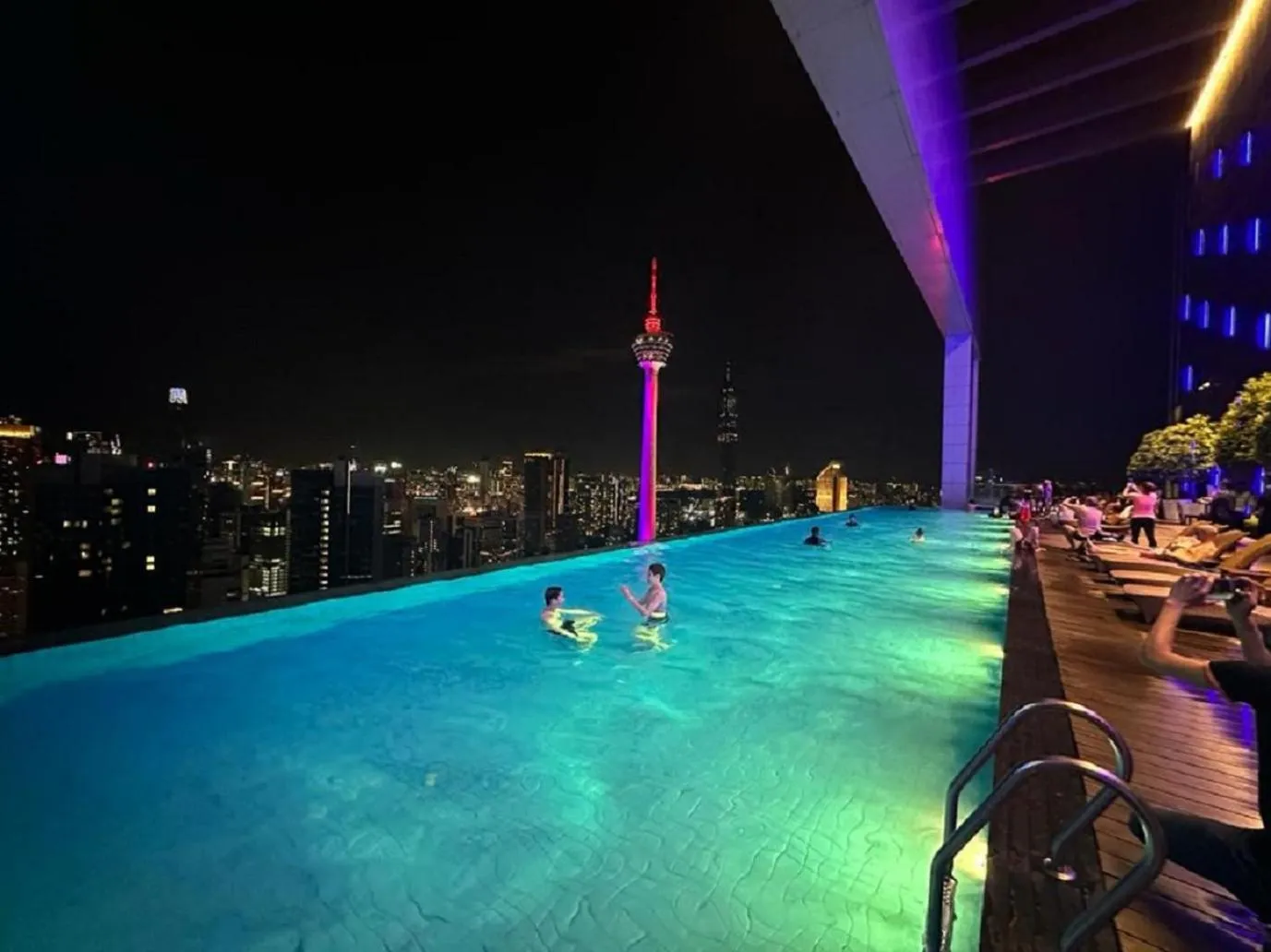 Swimming Pool in The Platinum KLCC Luxury Suite