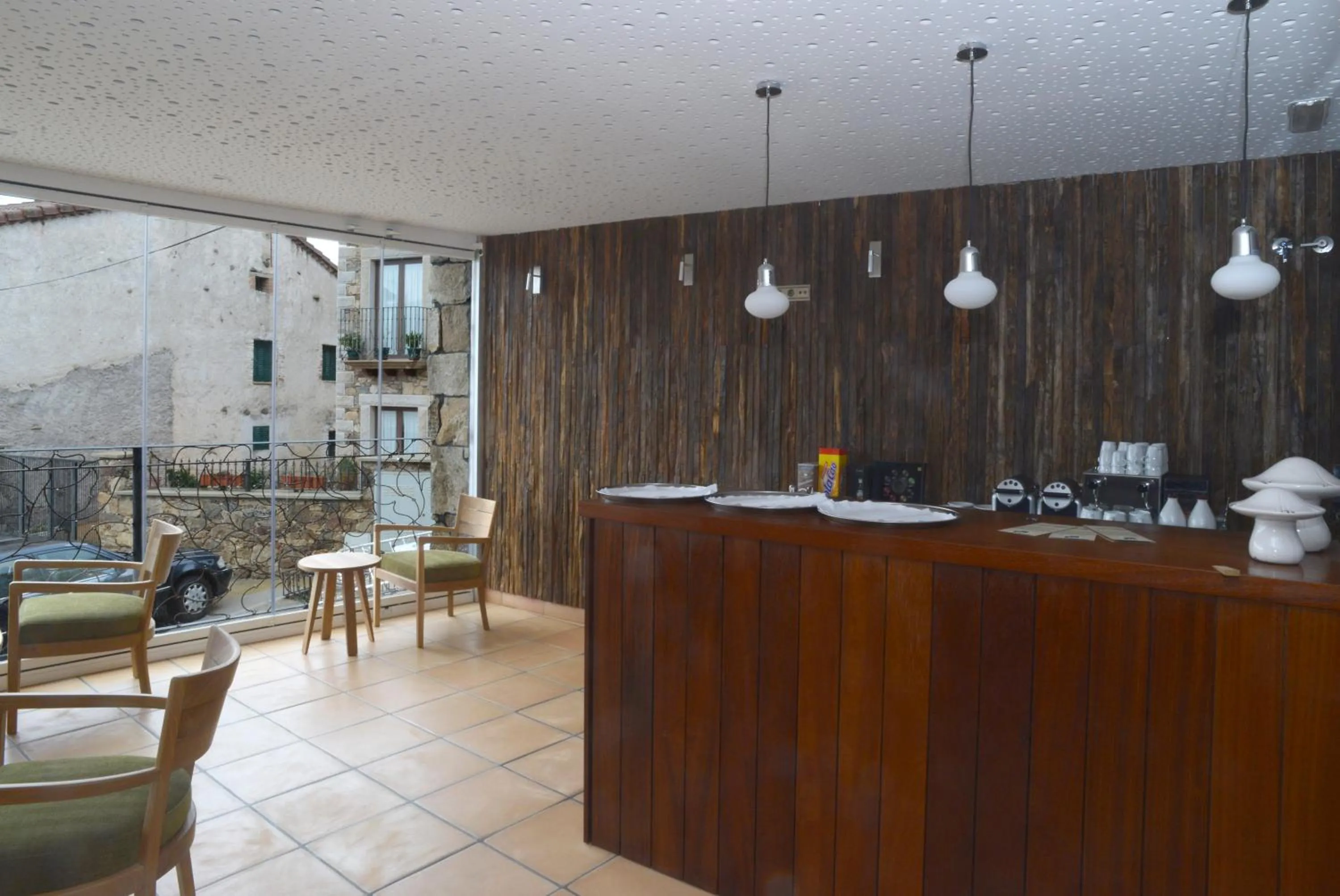 Lounge or bar in Hotel Rural Quercus Tierra