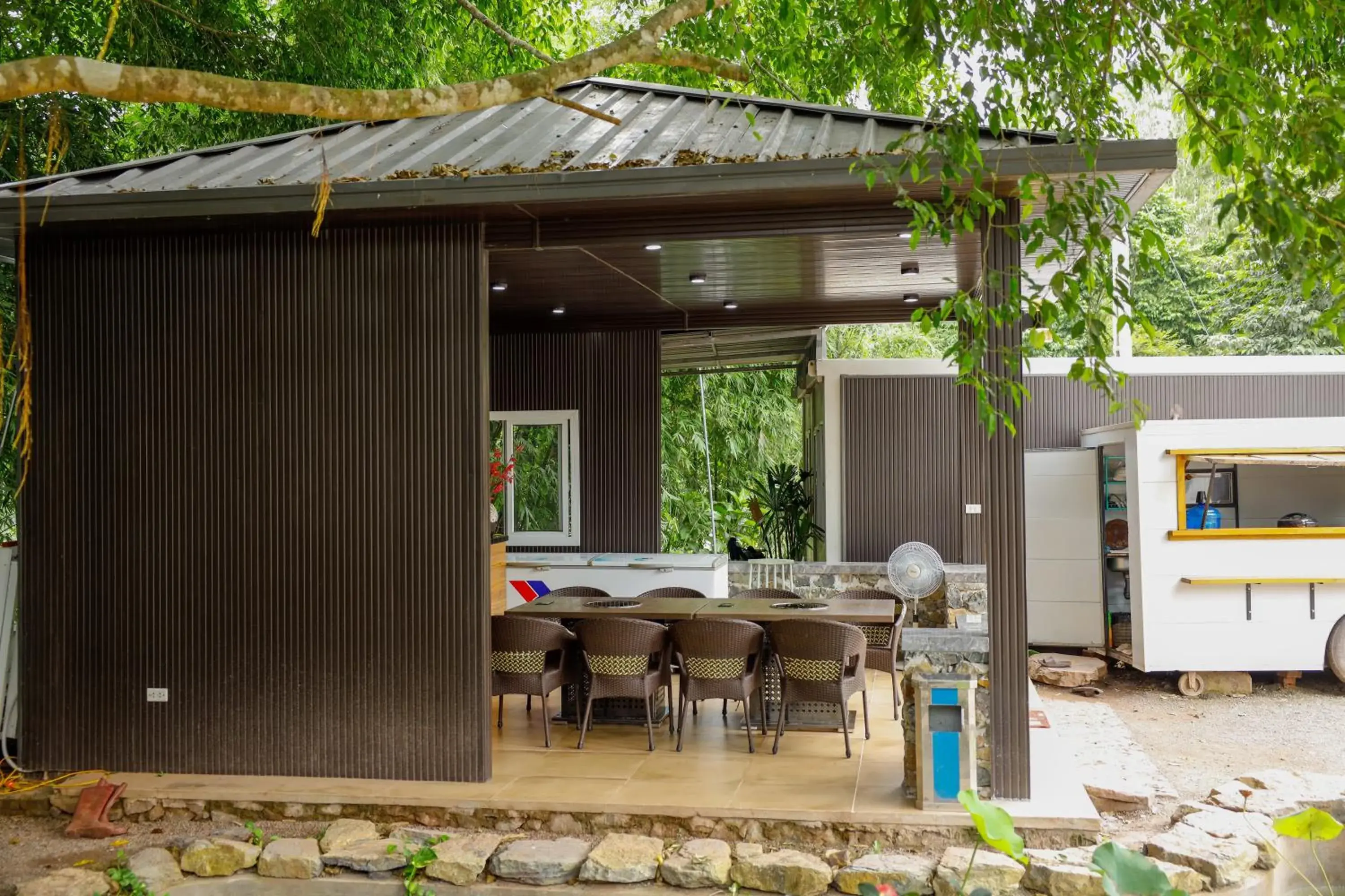 Lobby or reception in Halo Retreat Lobby or reception in Halo Retreat