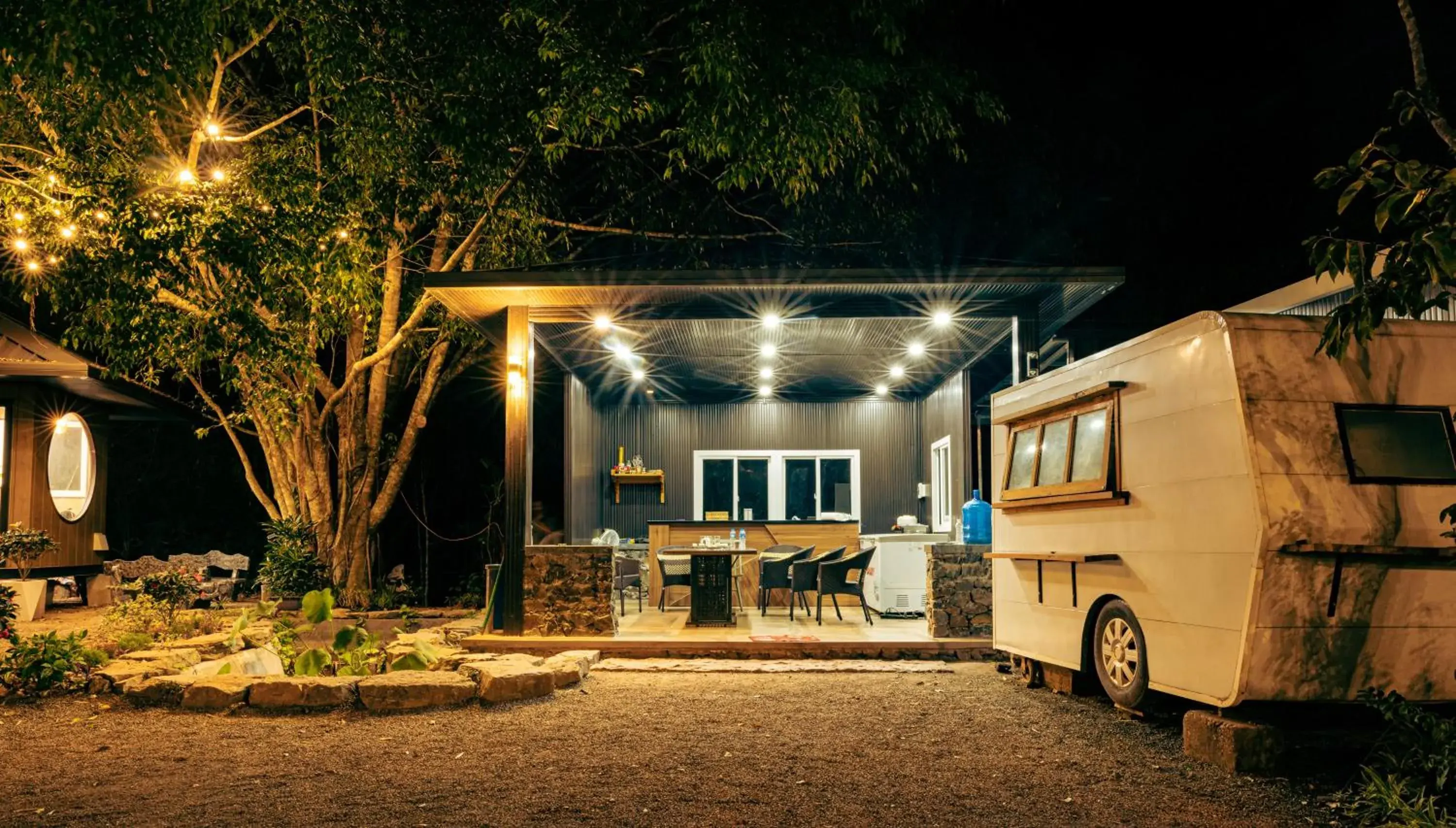 Lobby or reception in Halo Retreat Lobby or reception in Halo Retreat