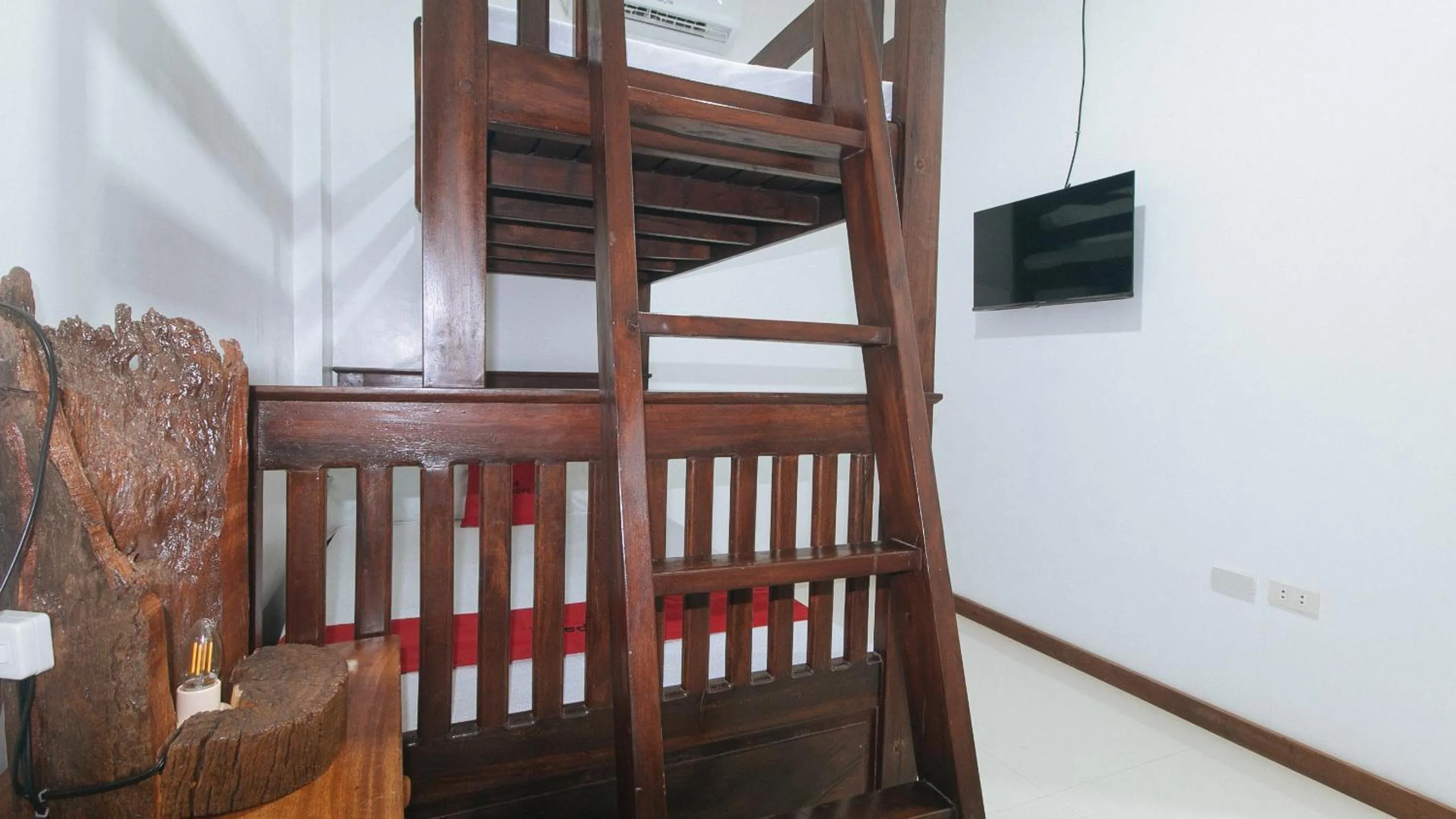 Bedroom, Bed in RedDoorz at Casa Rafaelle Transient Ilocos Sur