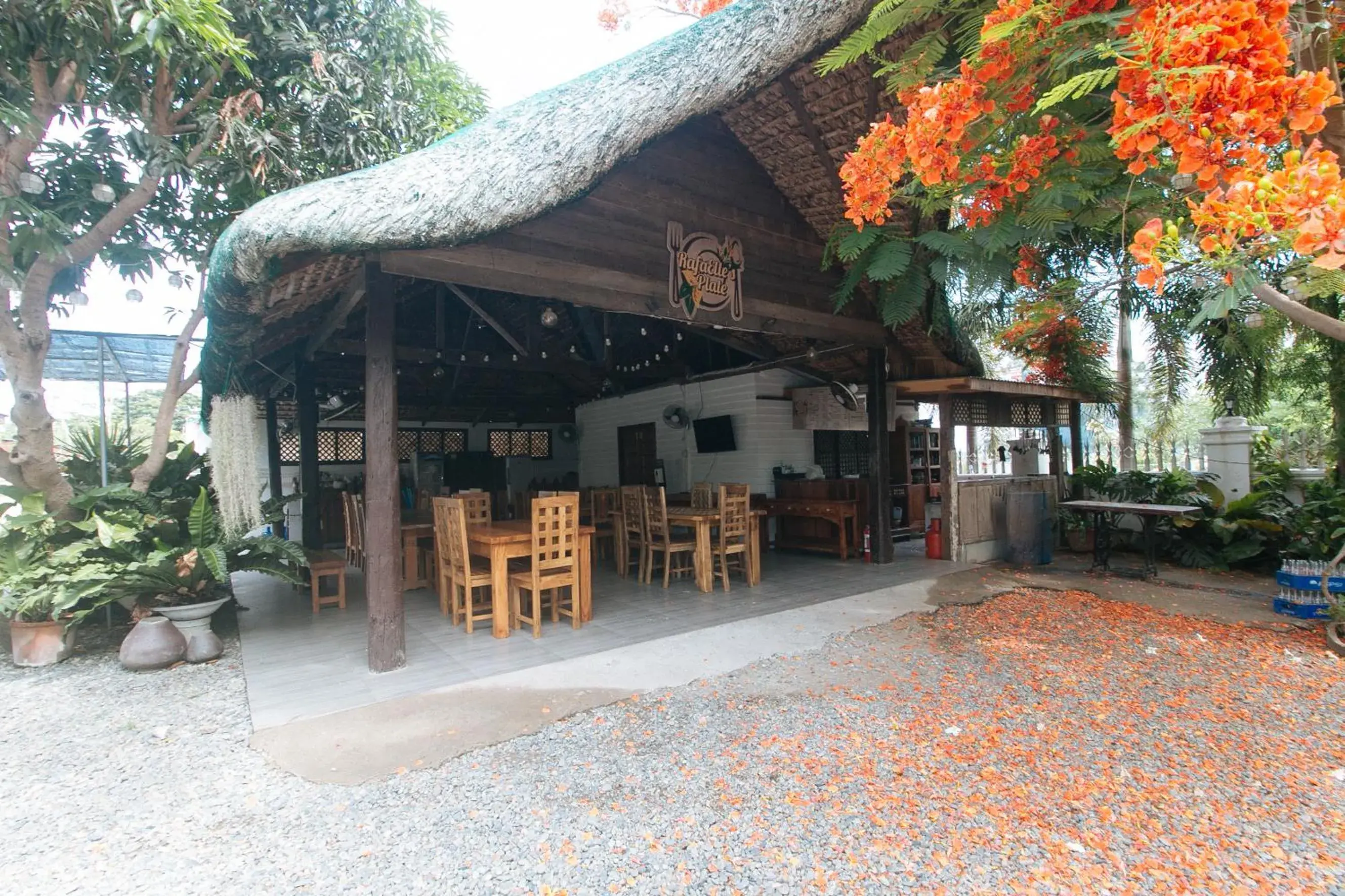 Restaurant/places to eat in RedDoorz at Casa Rafaelle Transient Ilocos Sur Restaurant/places to eat in RedDoorz at Casa Rafaelle Transient Ilocos Sur