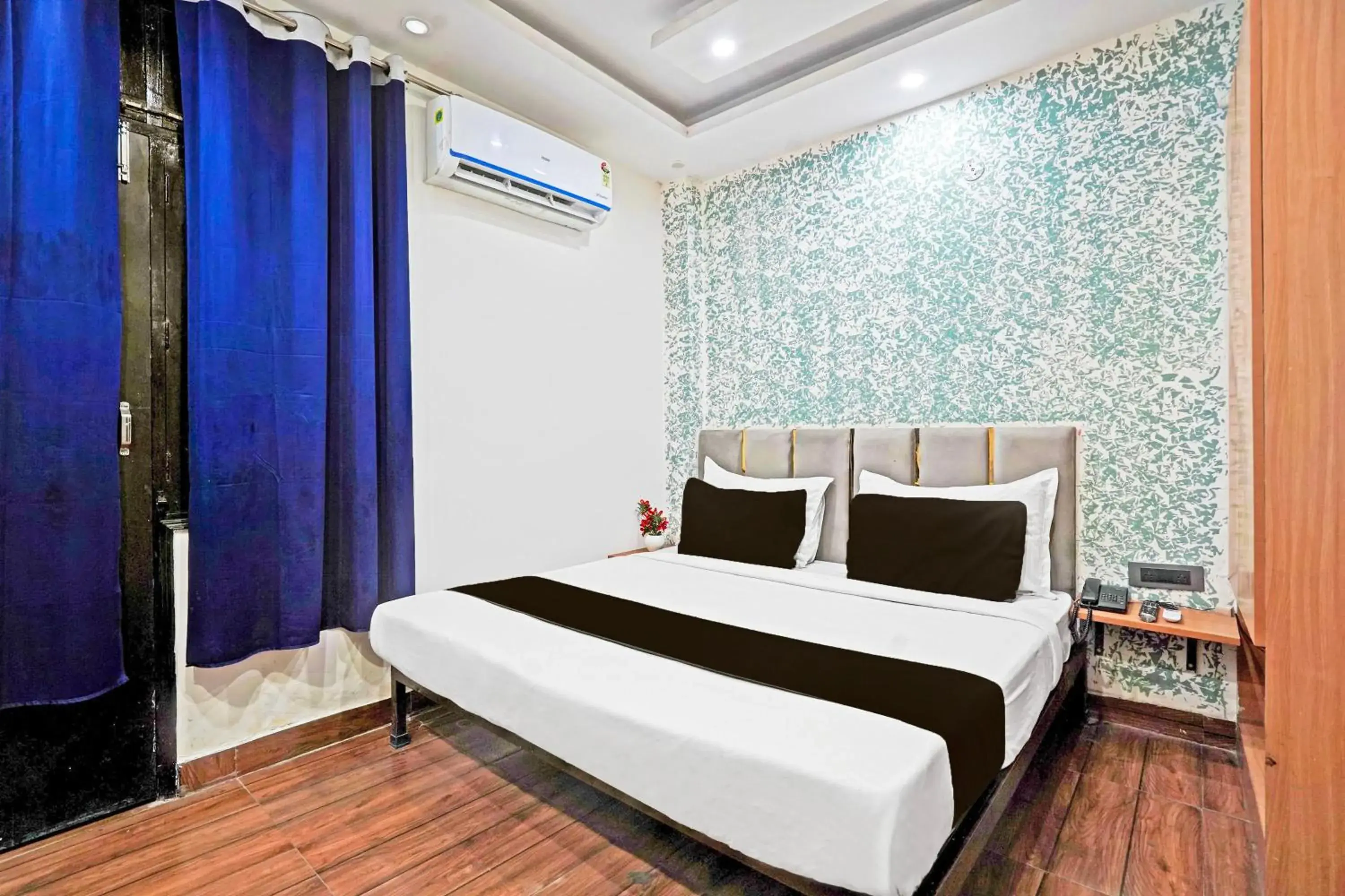 Bedroom, Bed in Super Hotel O Twamev Residency Bedroom, Bed in Super Hotel O Twamev Residency