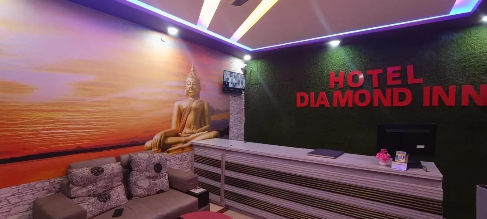 Property building in Hotel Diamond Inn