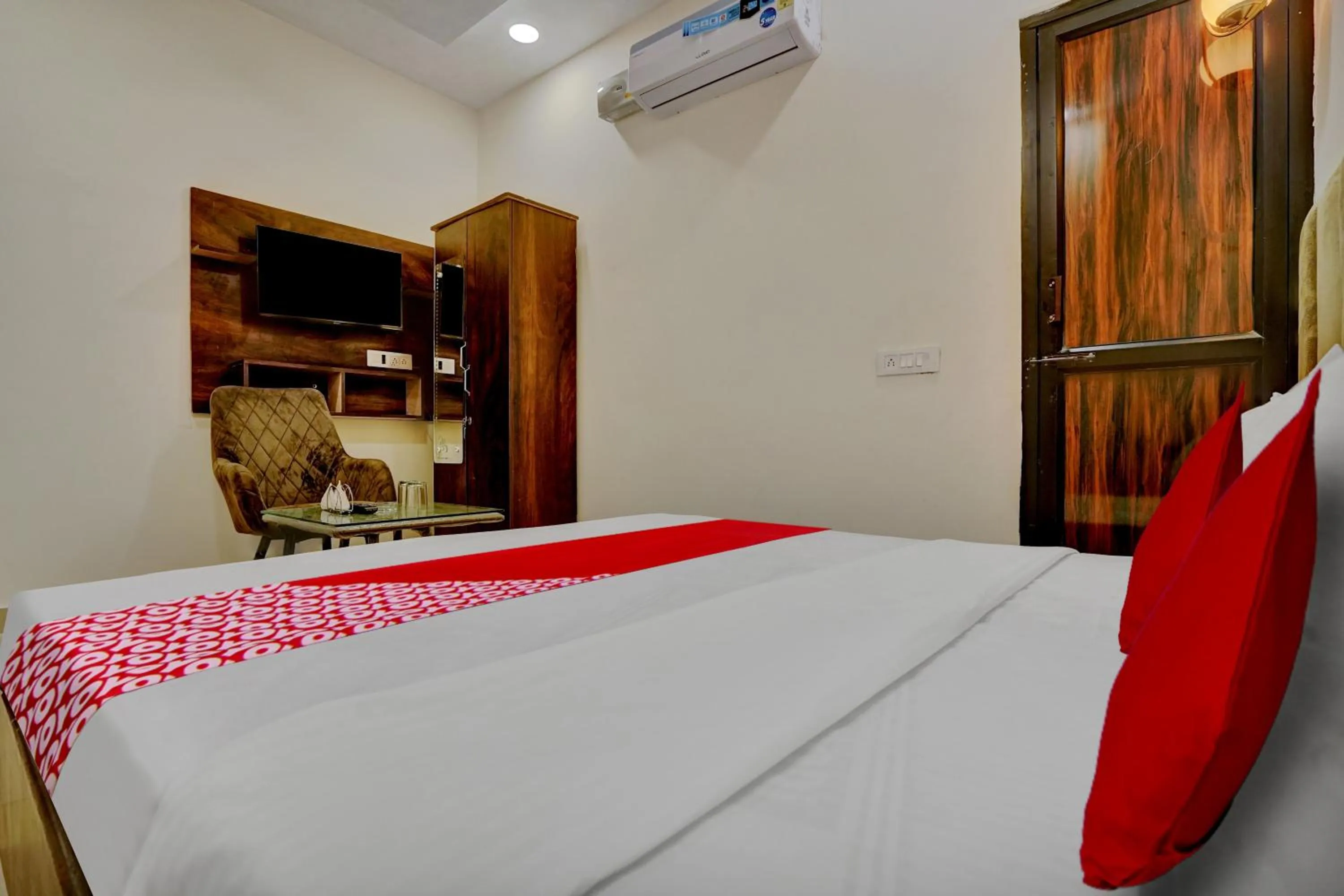 Bedroom in Hotel O Orchid