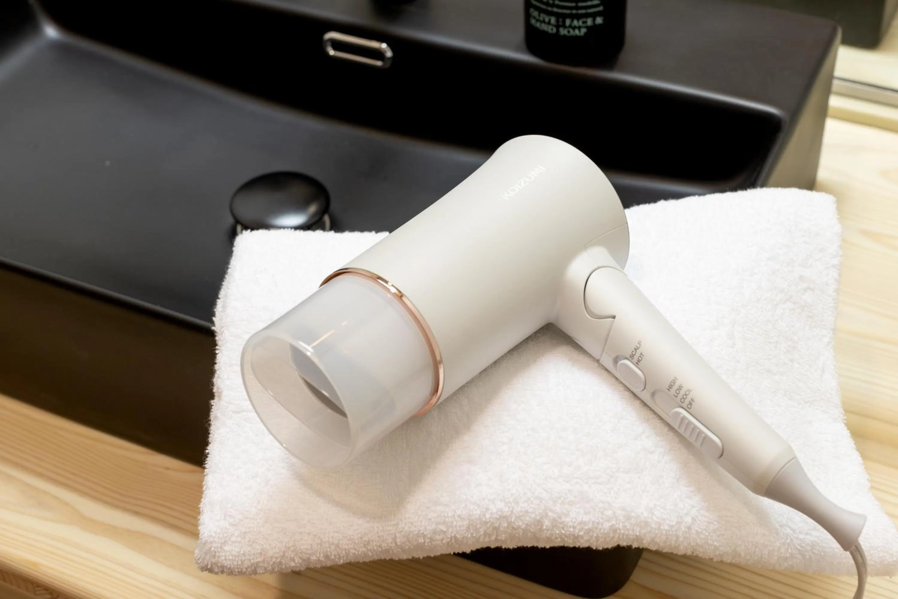 heating in Hakone Ashinoko Bikeikan 箱根芦ノ湖 美景館