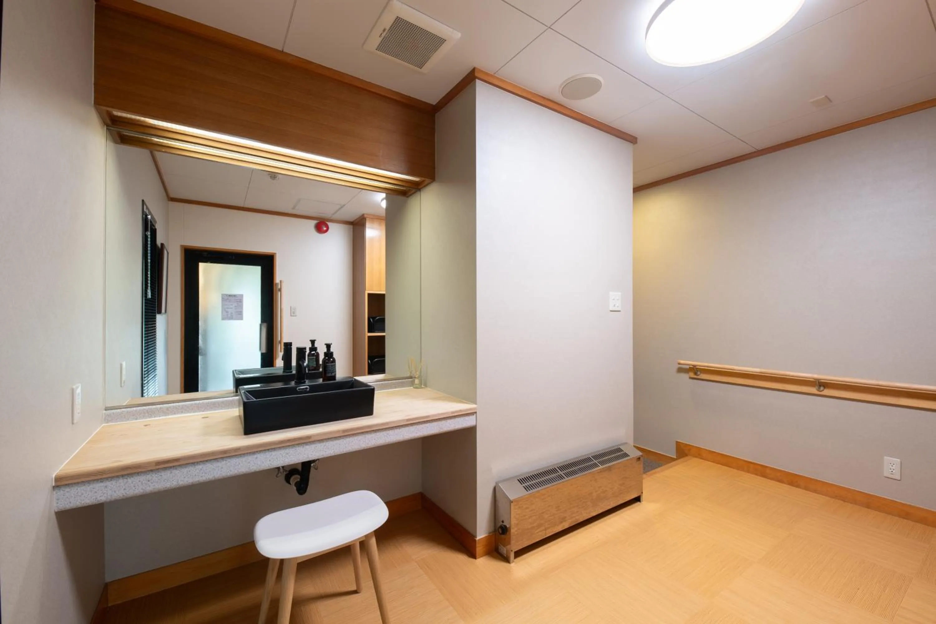 Bathroom in Hakone Ashinoko Bikeikan 箱根芦ノ湖 美景館