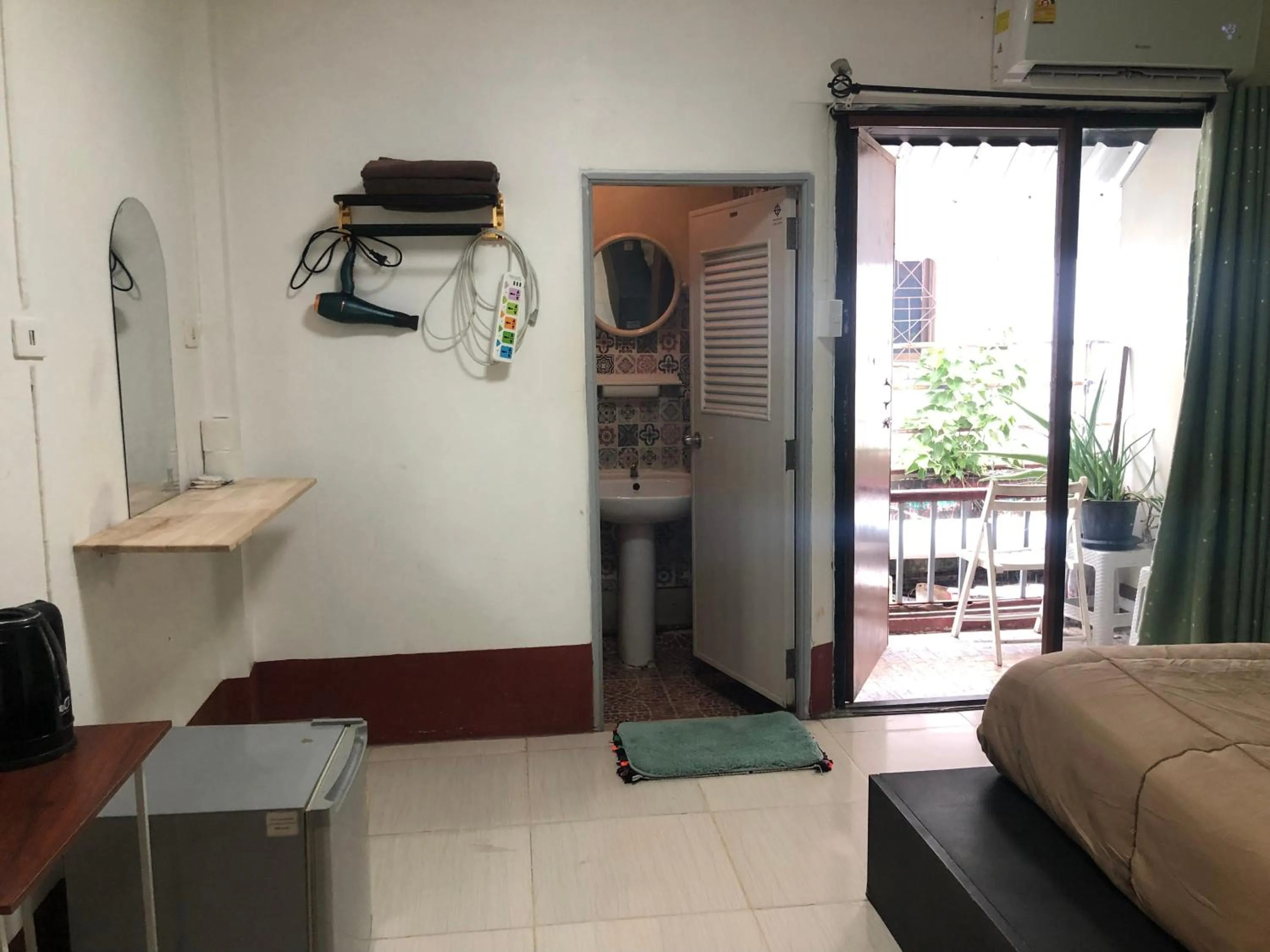 Lucky Guest House