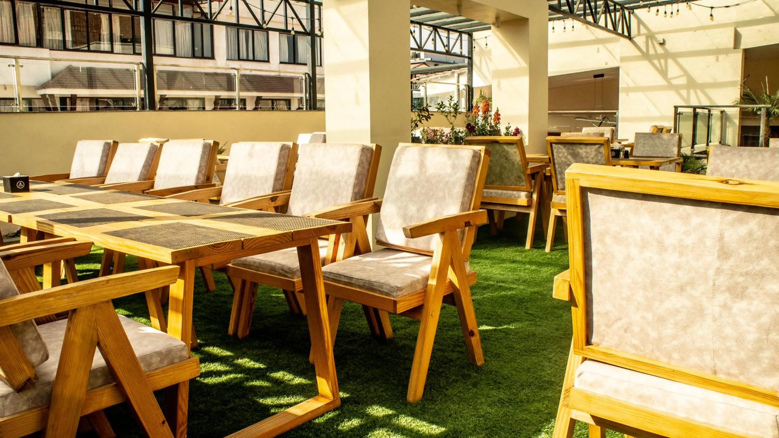 Restaurant/places to eat in Kathmandu Business Hotel