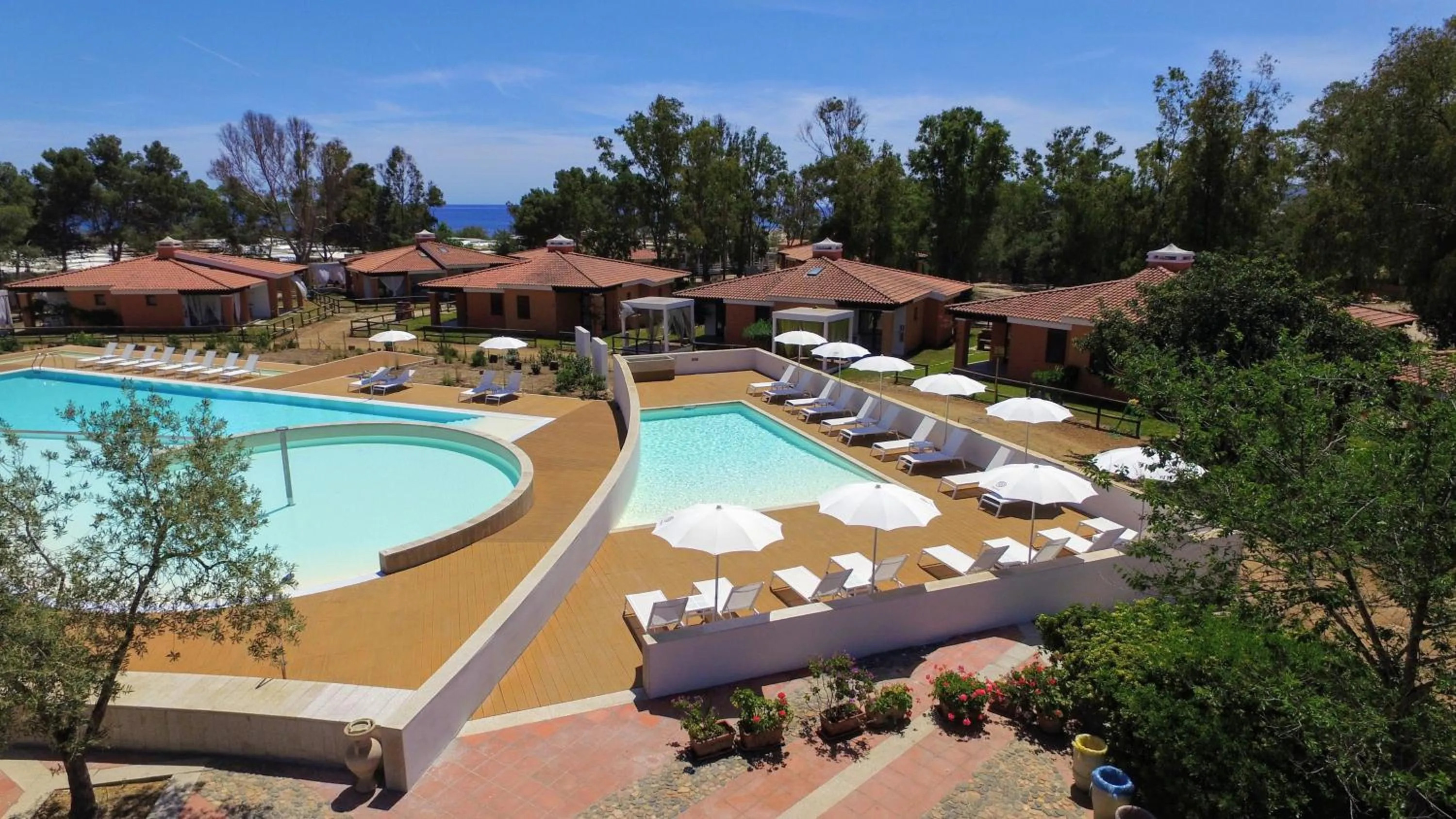 Swimming pool in Tiliguerta Glamping&Camping Village