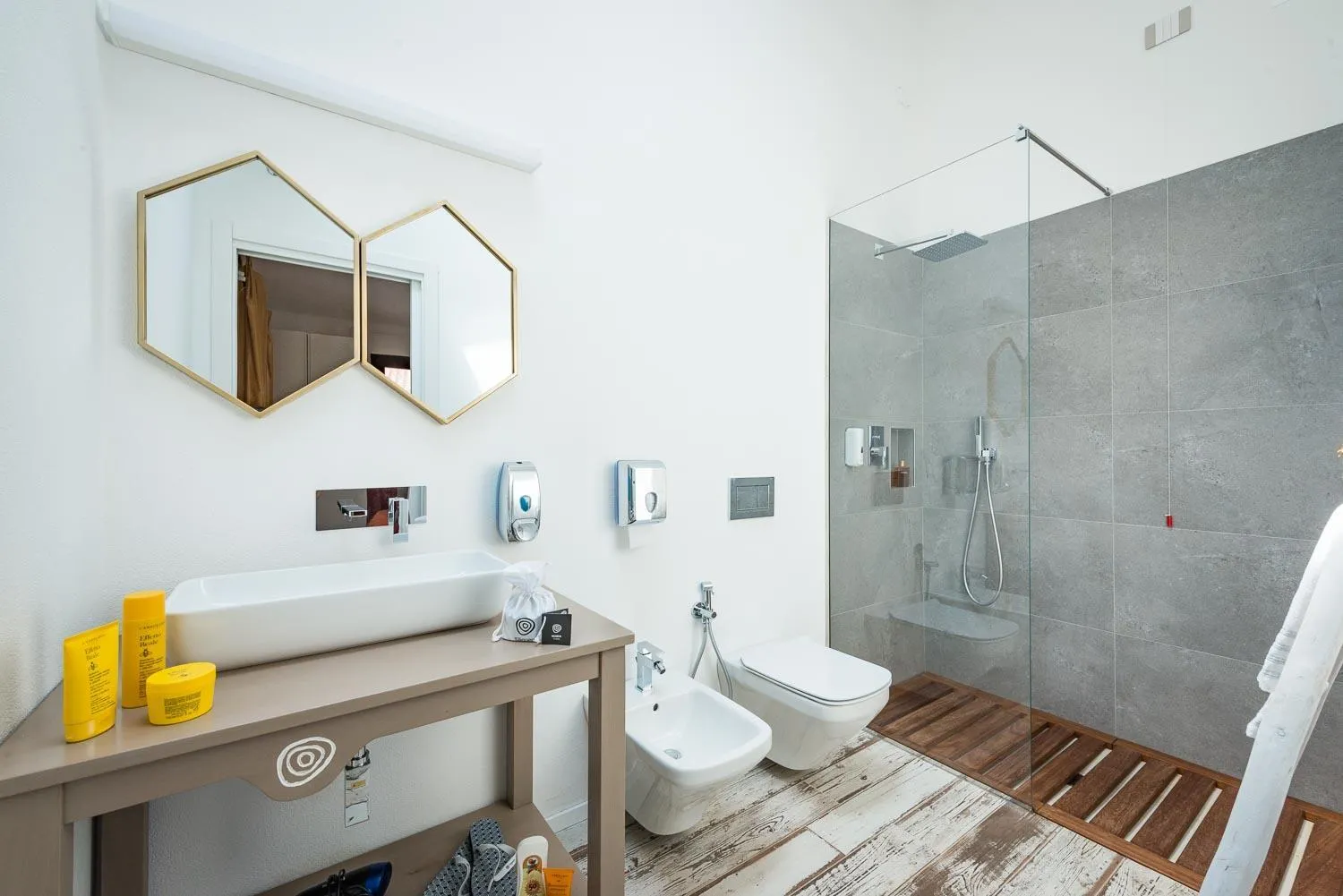 Bathroom in Tiliguerta Glamping&Camping Village