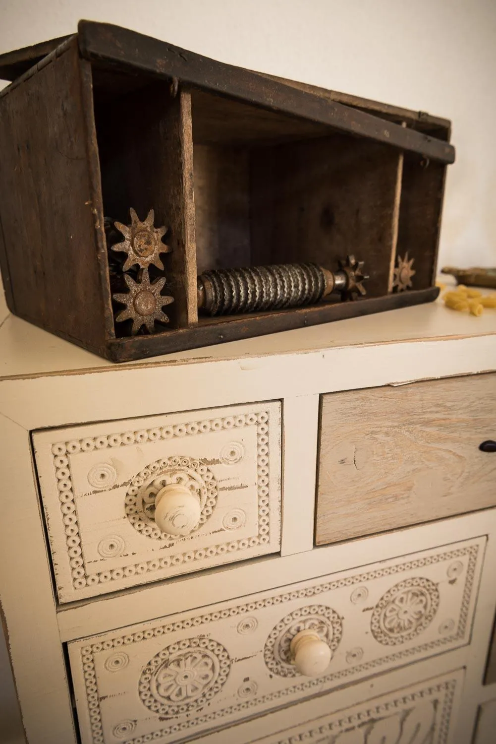 Decorative detail in Tiliguerta Glamping&Camping Village