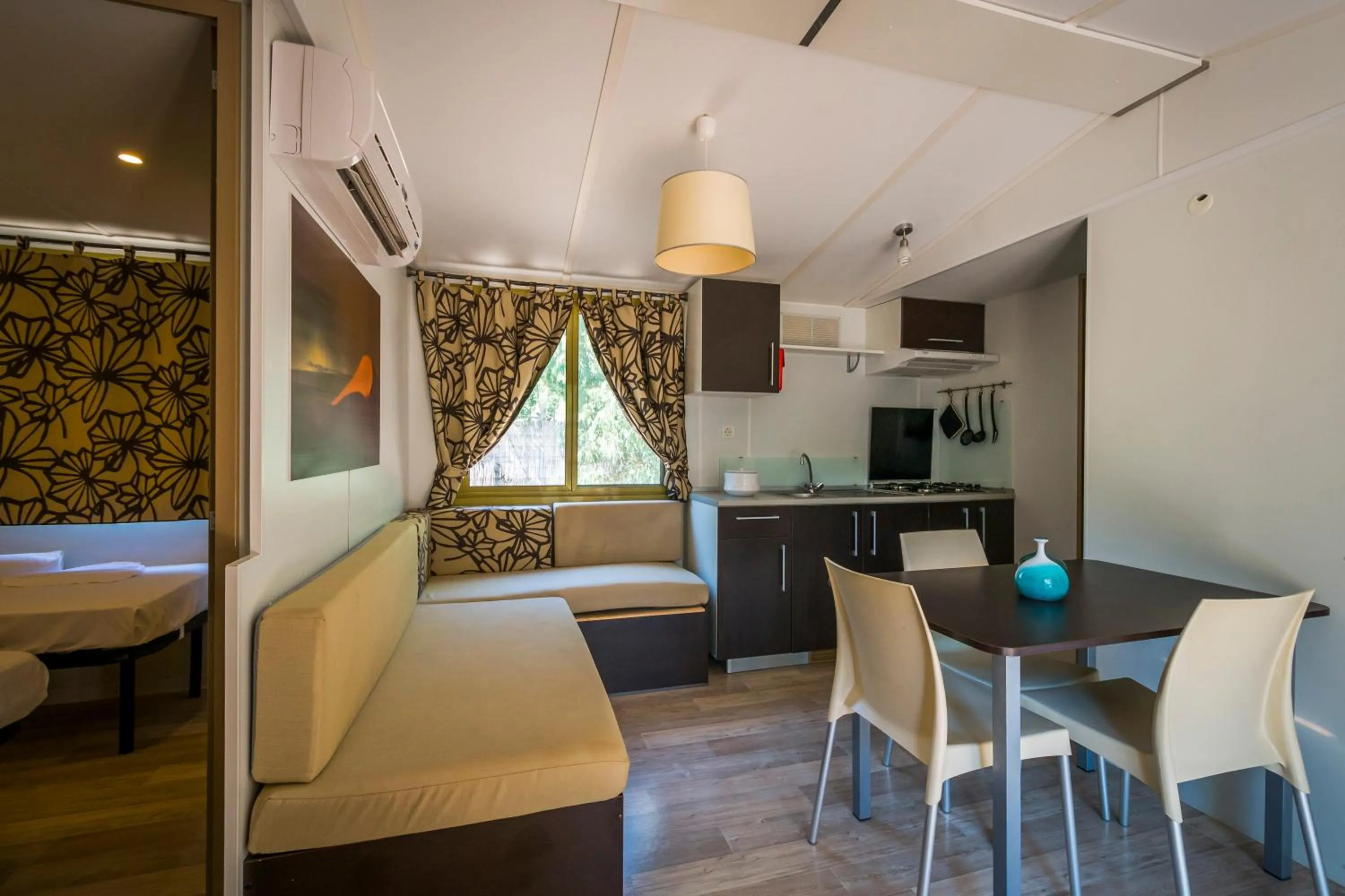 Dining area in Tiliguerta Glamping&Camping Village