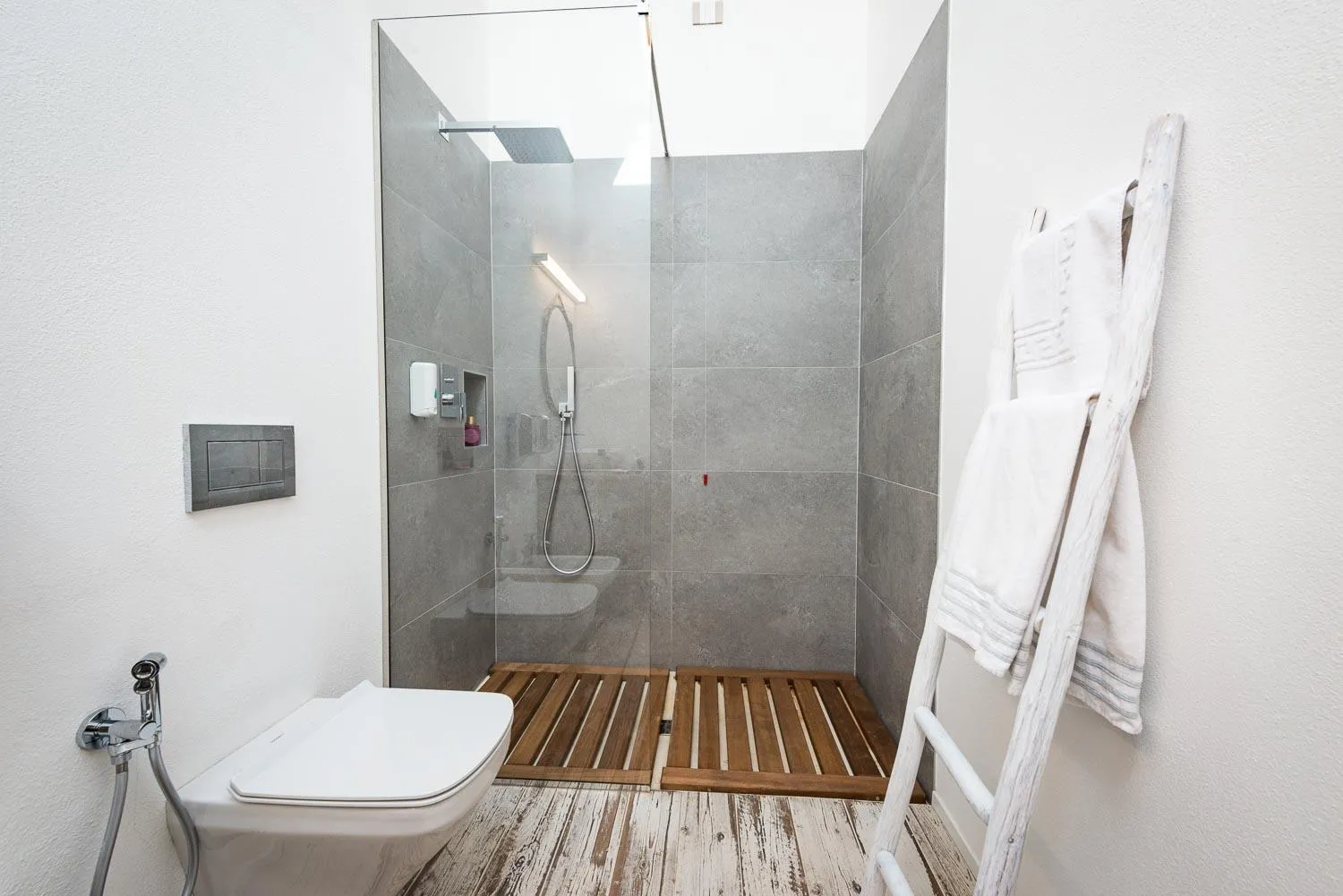 Bathroom in Tiliguerta Glamping&Camping Village