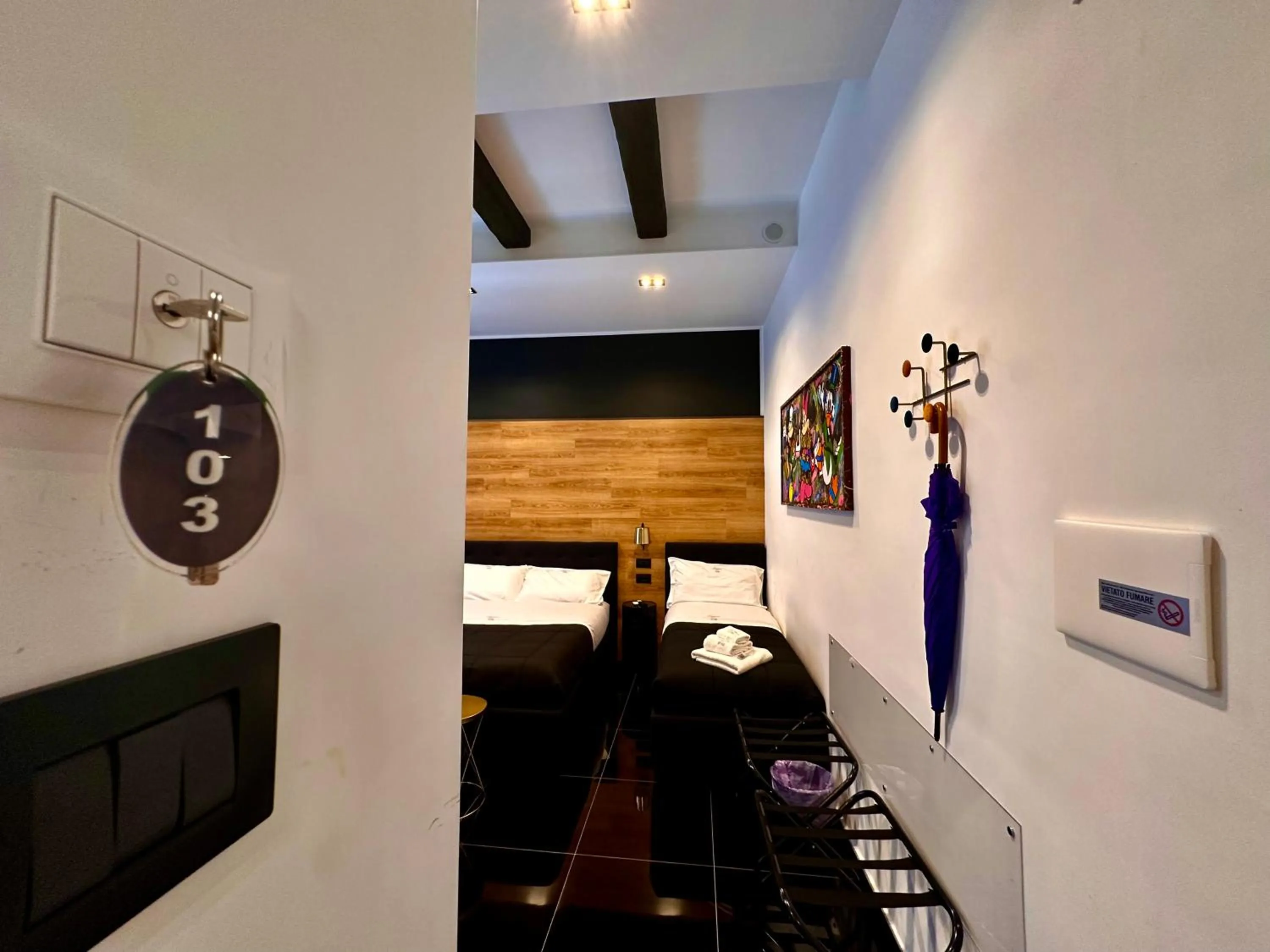 Bedroom in Elegance Rooms Spaccanapoli