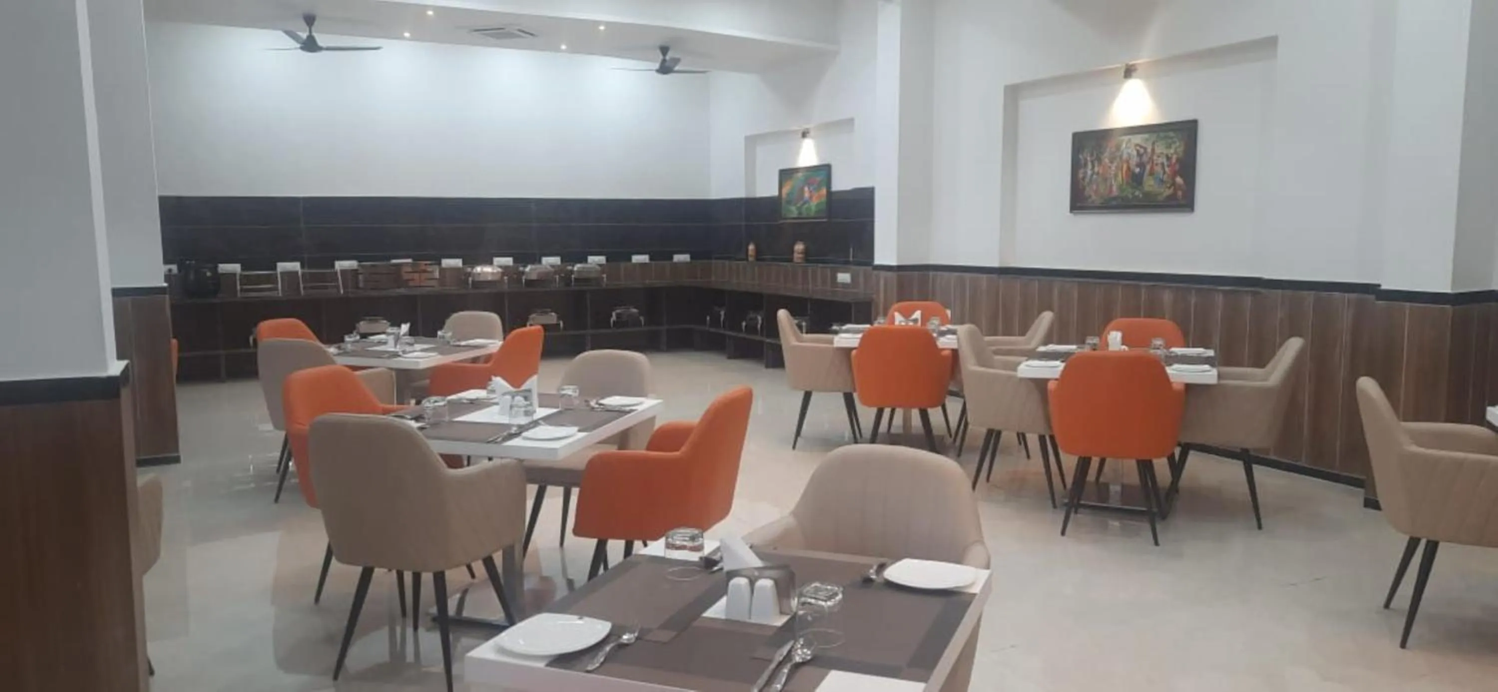 Buffet breakfast in Kankidham Lords Inn