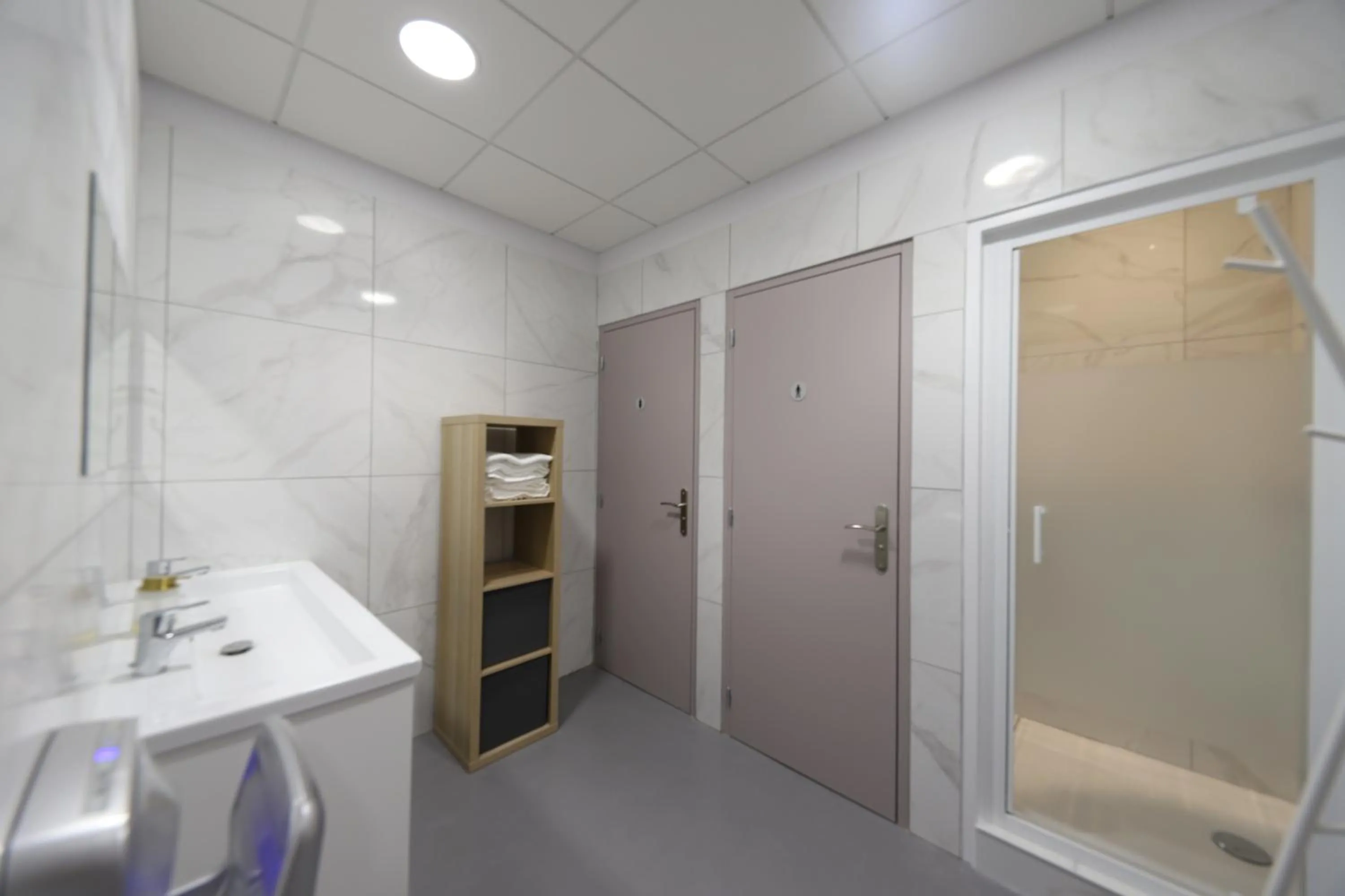 Bathroom in Loft 130m2 10pers idéal groupe famille