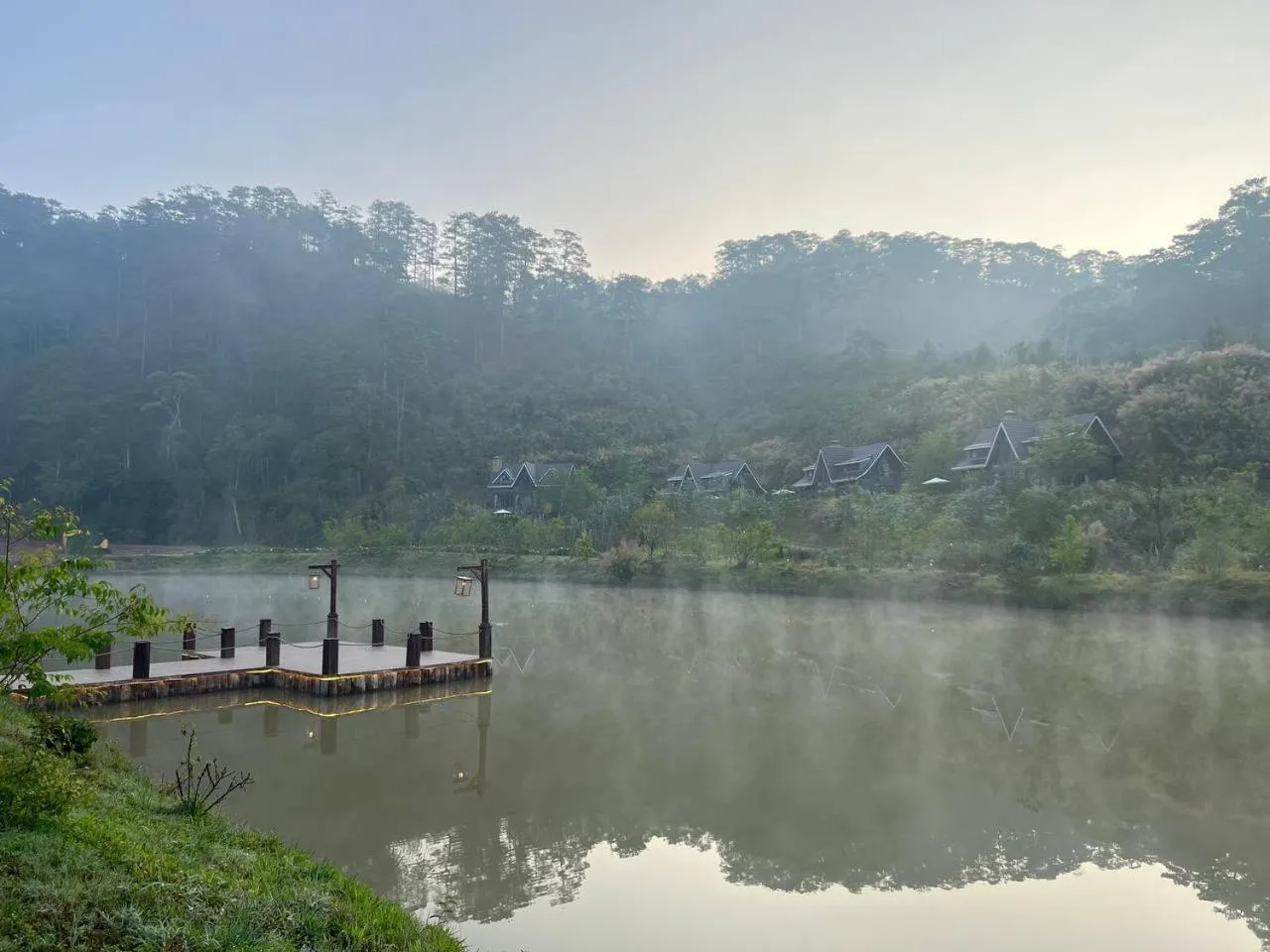 Lake view in Lat Valley Retreat Village