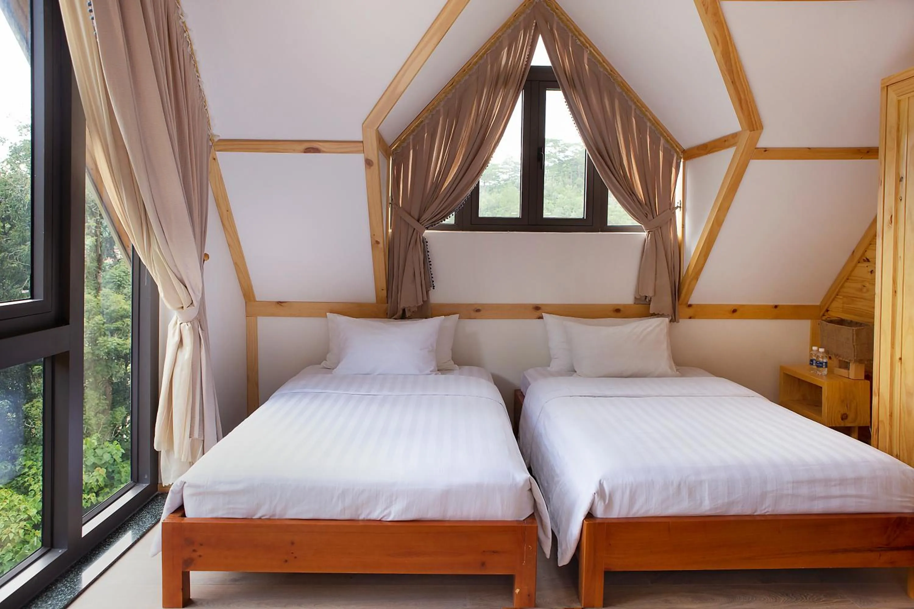 Bed in Lat Valley Retreat Village