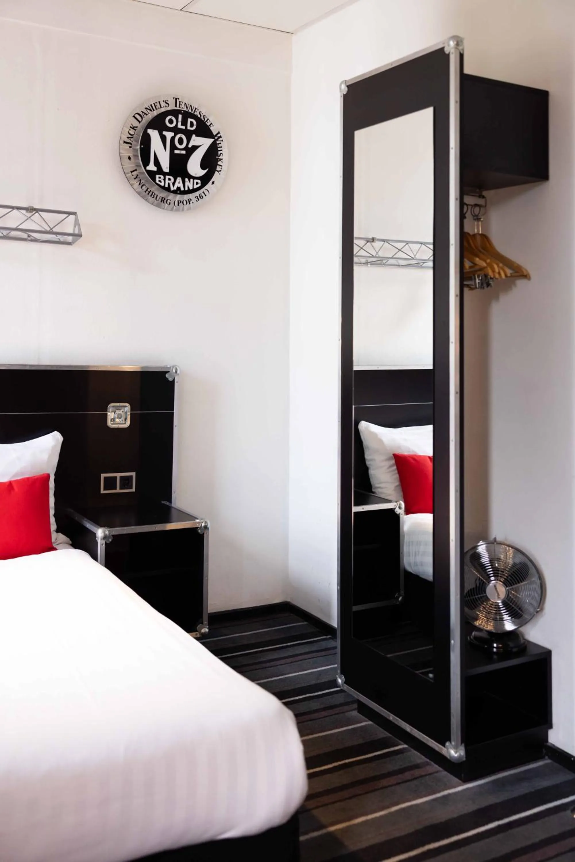 Bed in Backstage Hotel Amsterdam