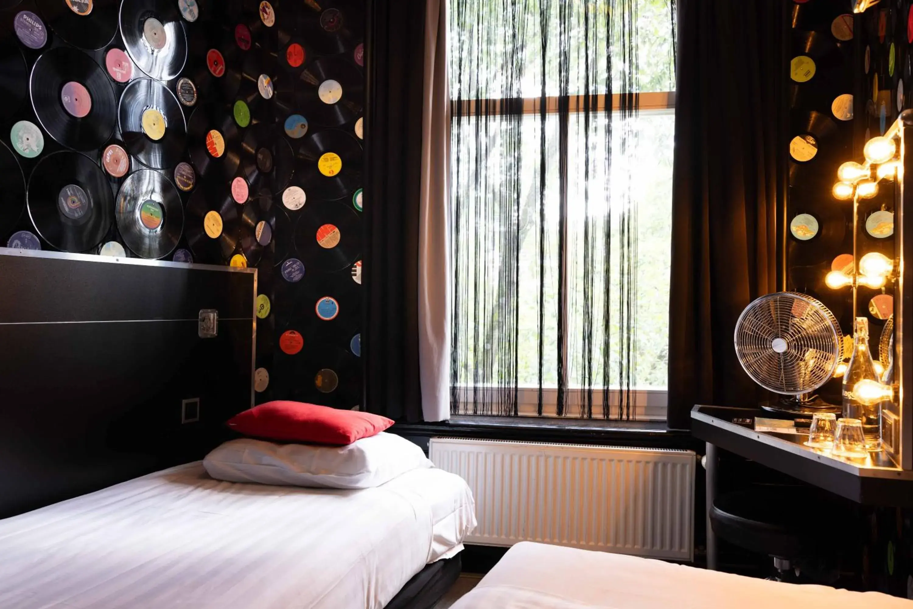 Bedroom, Bed in Backstage Hotel Amsterdam Bedroom, Bed in Backstage Hotel Amsterdam